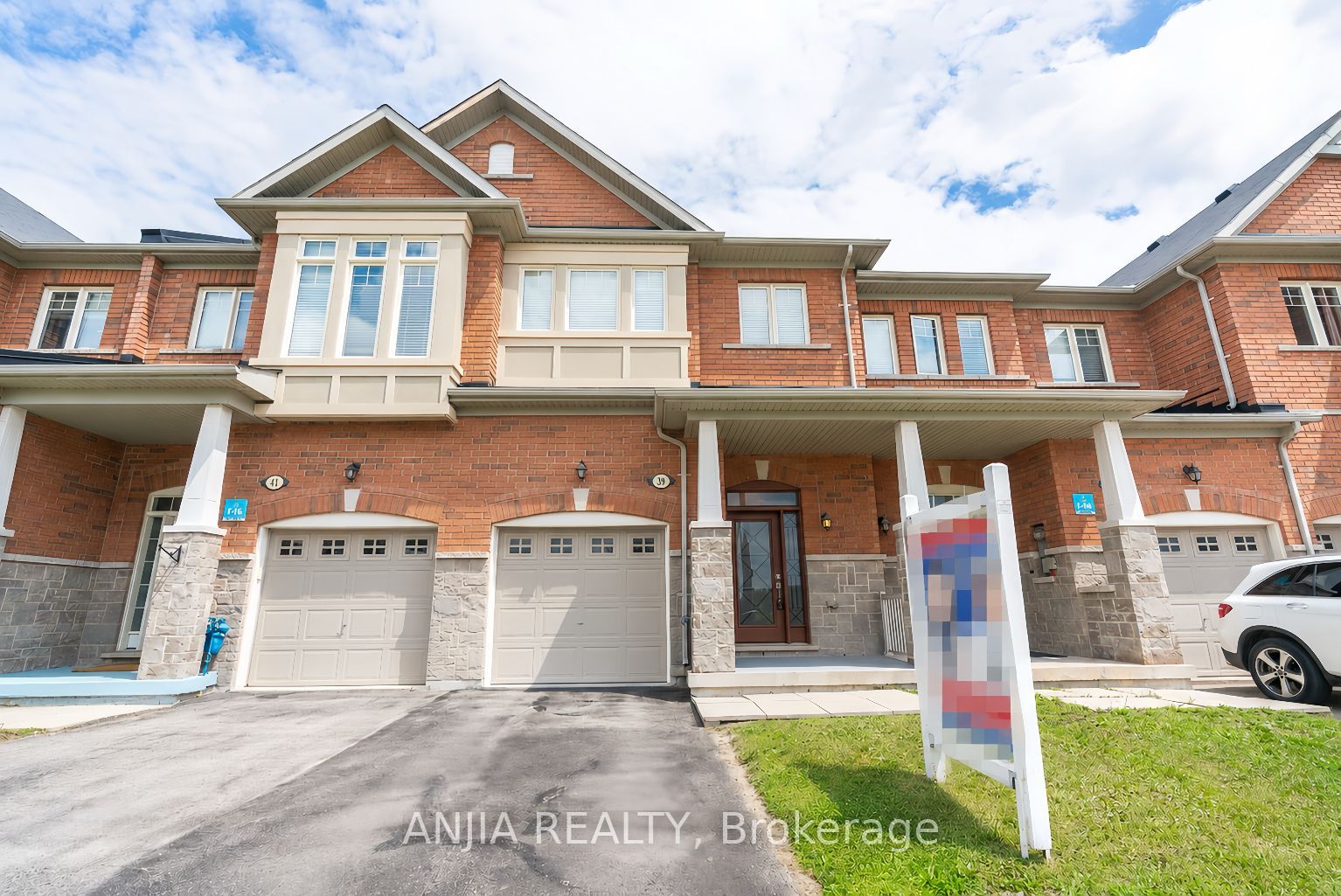 39 Percy Reesor Street Property Photo 1
