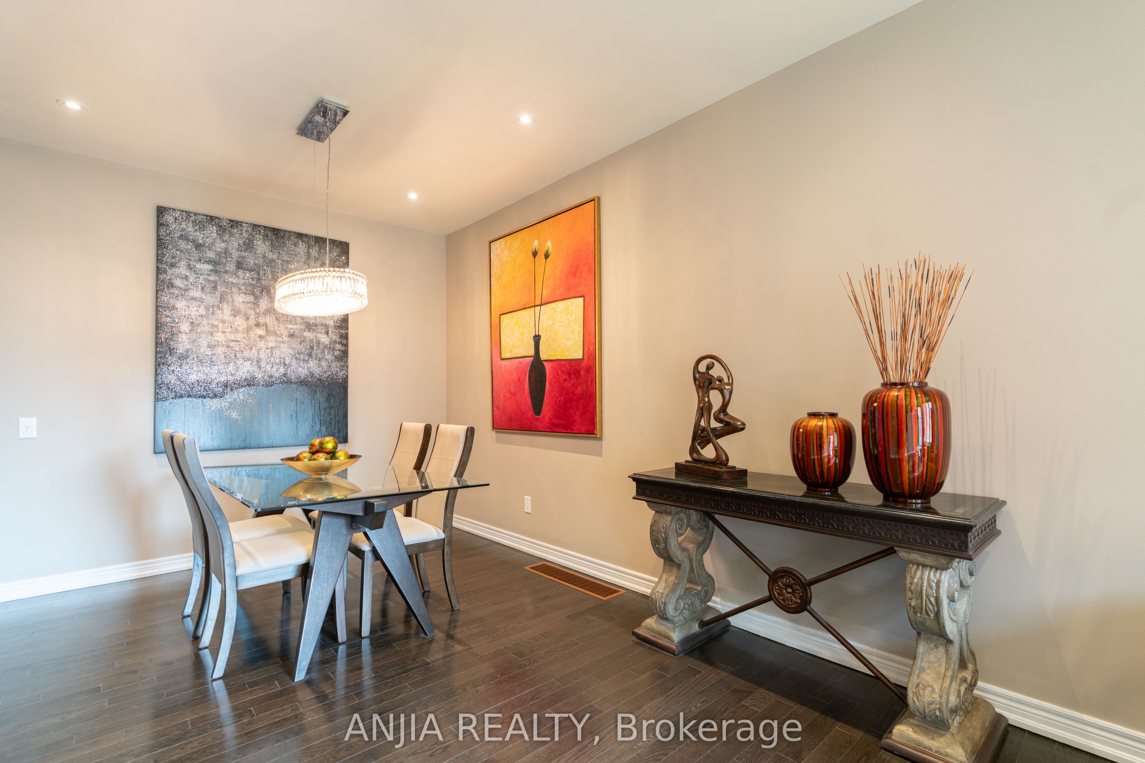 39 Percy Reesor Street Property Photo 5