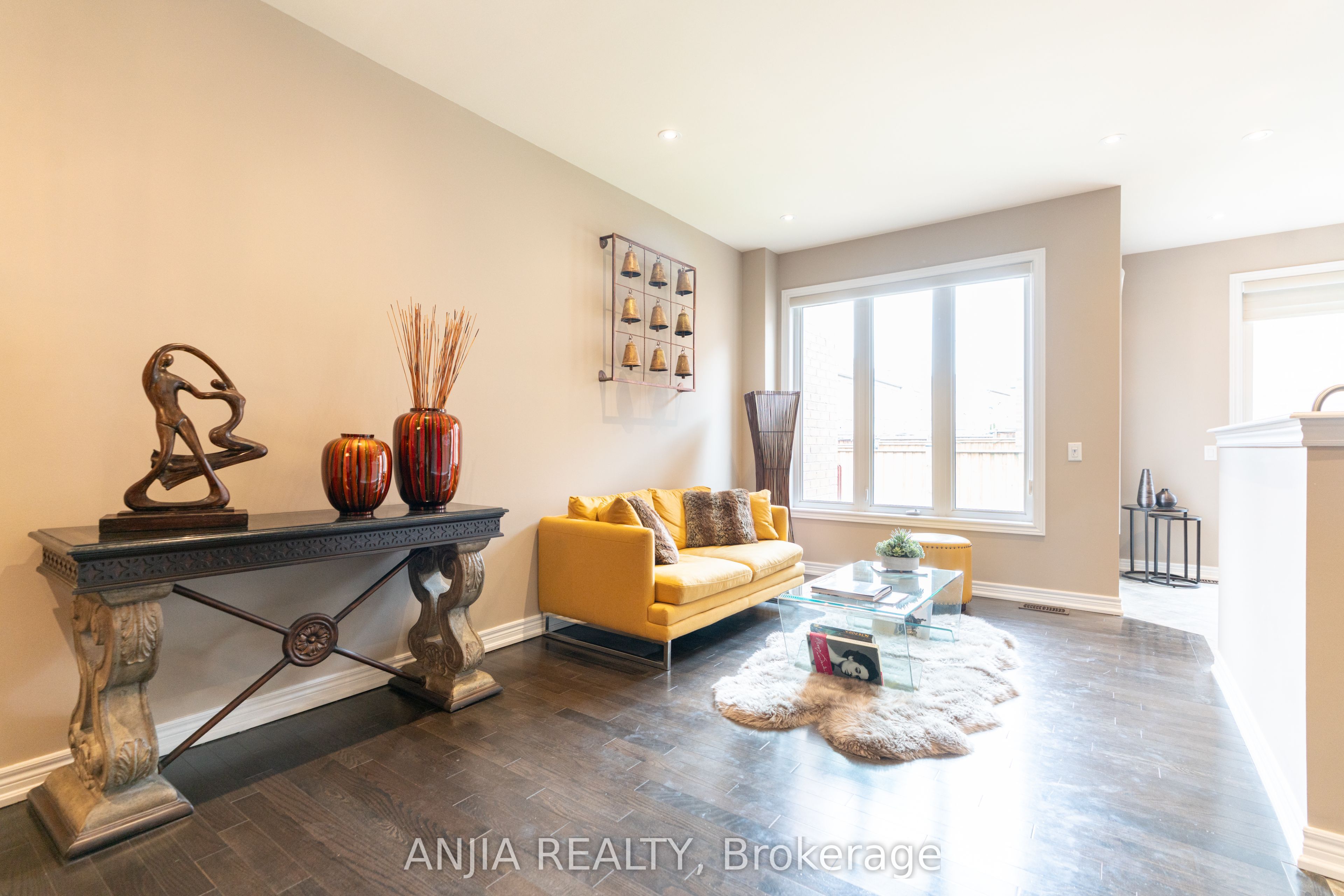 39 Percy Reesor Street Property Photo 6
