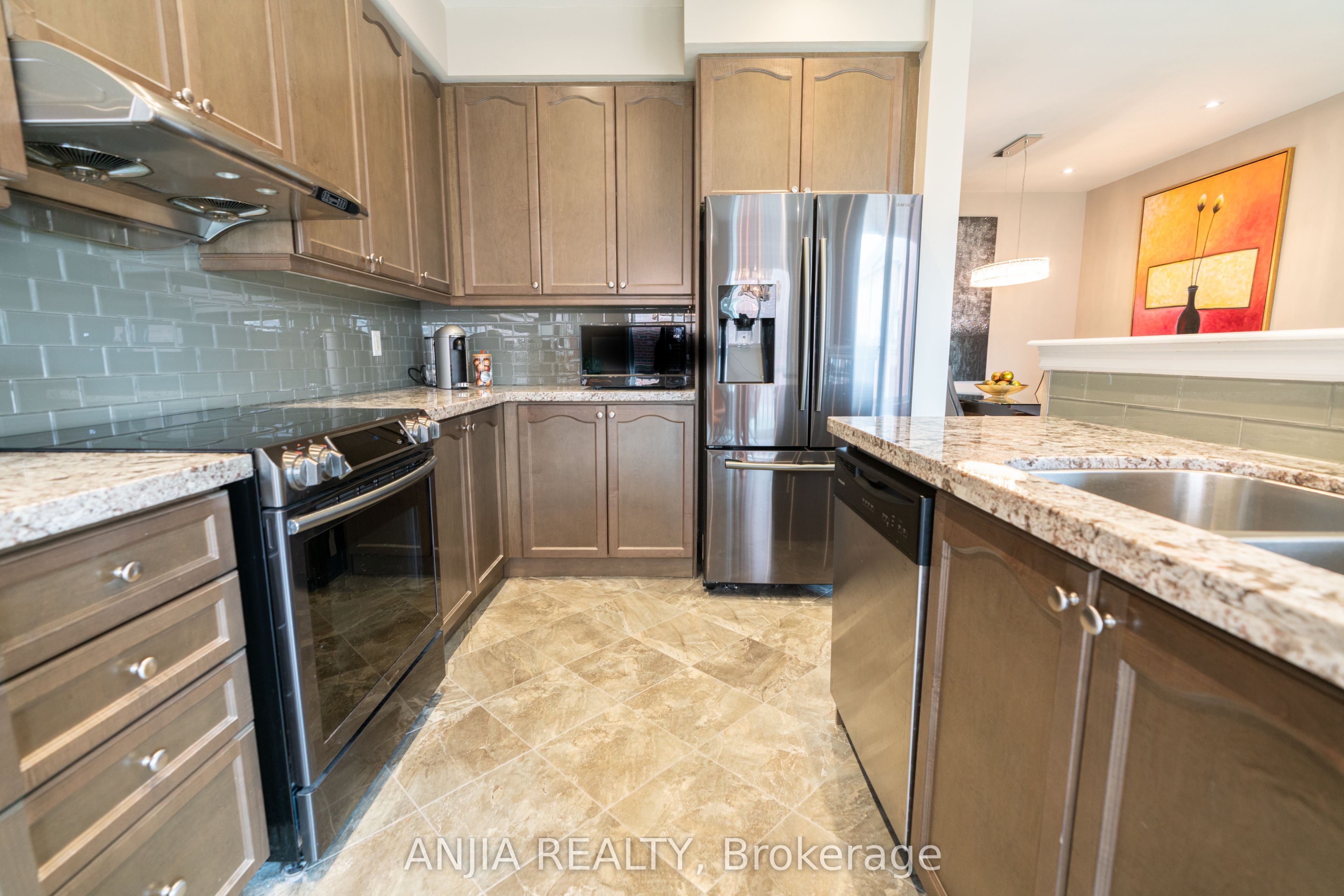 39 Percy Reesor Street Property Photo 12