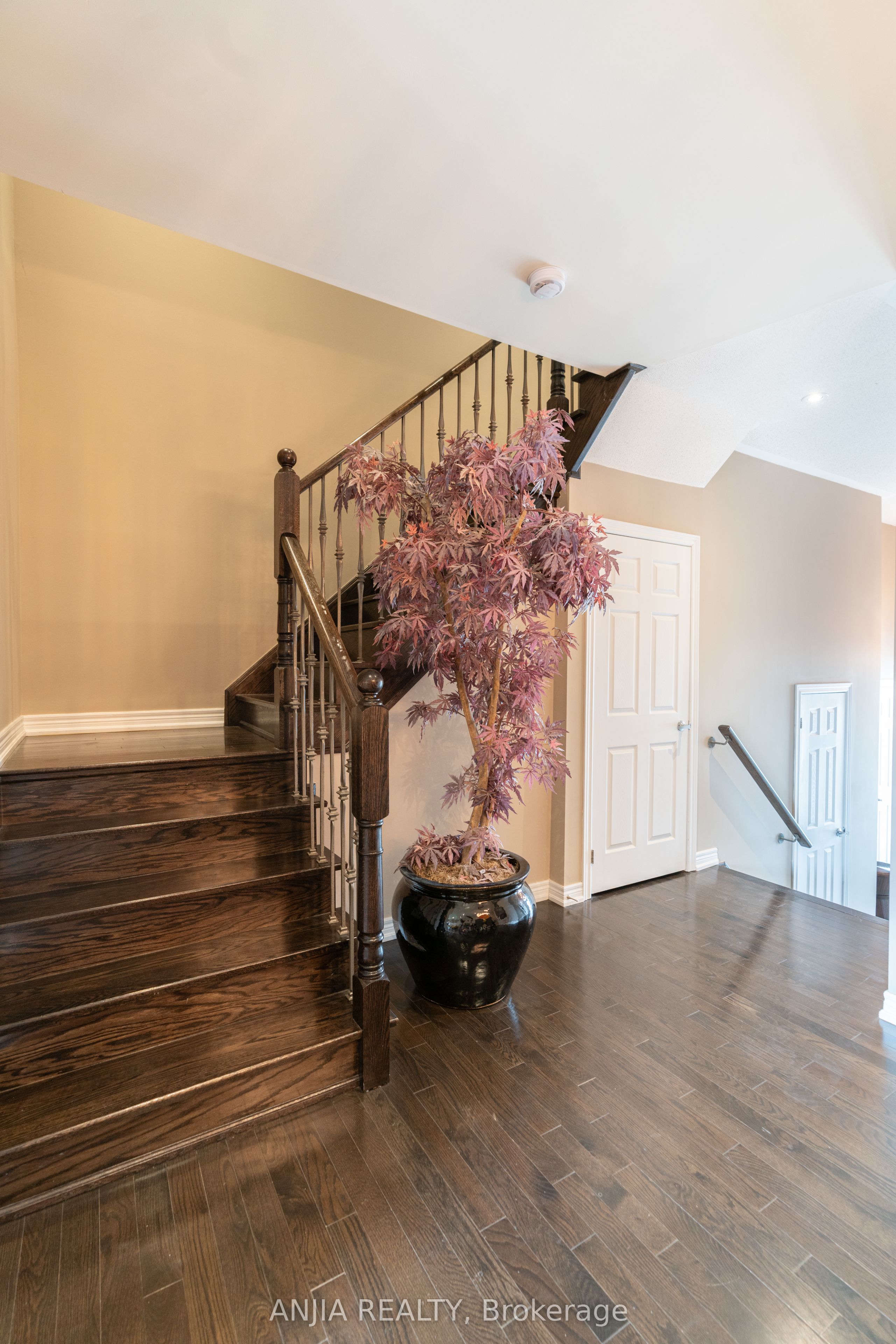 39 Percy Reesor Street Property Photo 14