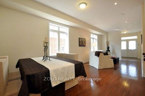 584 Tapestry Lane 16 Property Photo 4