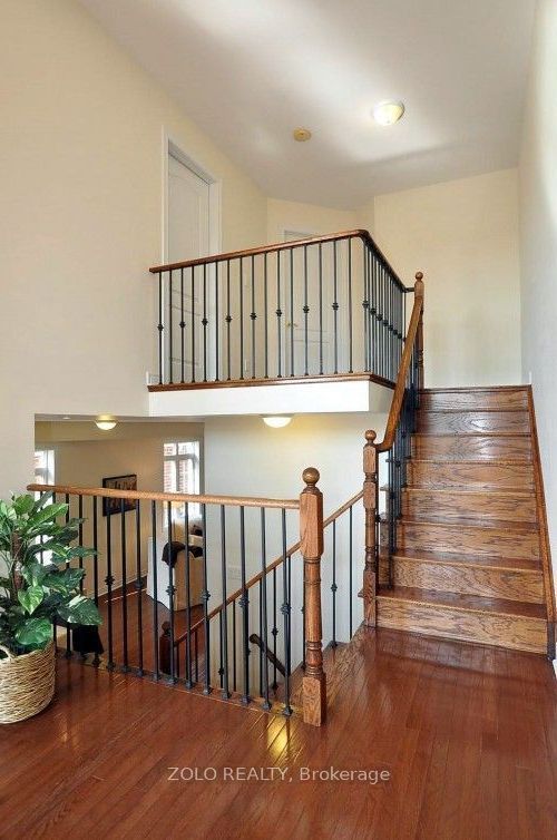 584 Tapestry Lane 16 Property Photo 13