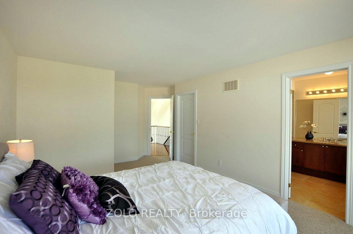 584 Tapestry Lane 16 Property Photo 29
