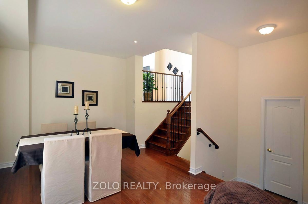 584 Tapestry Lane 16 Property Photo 37