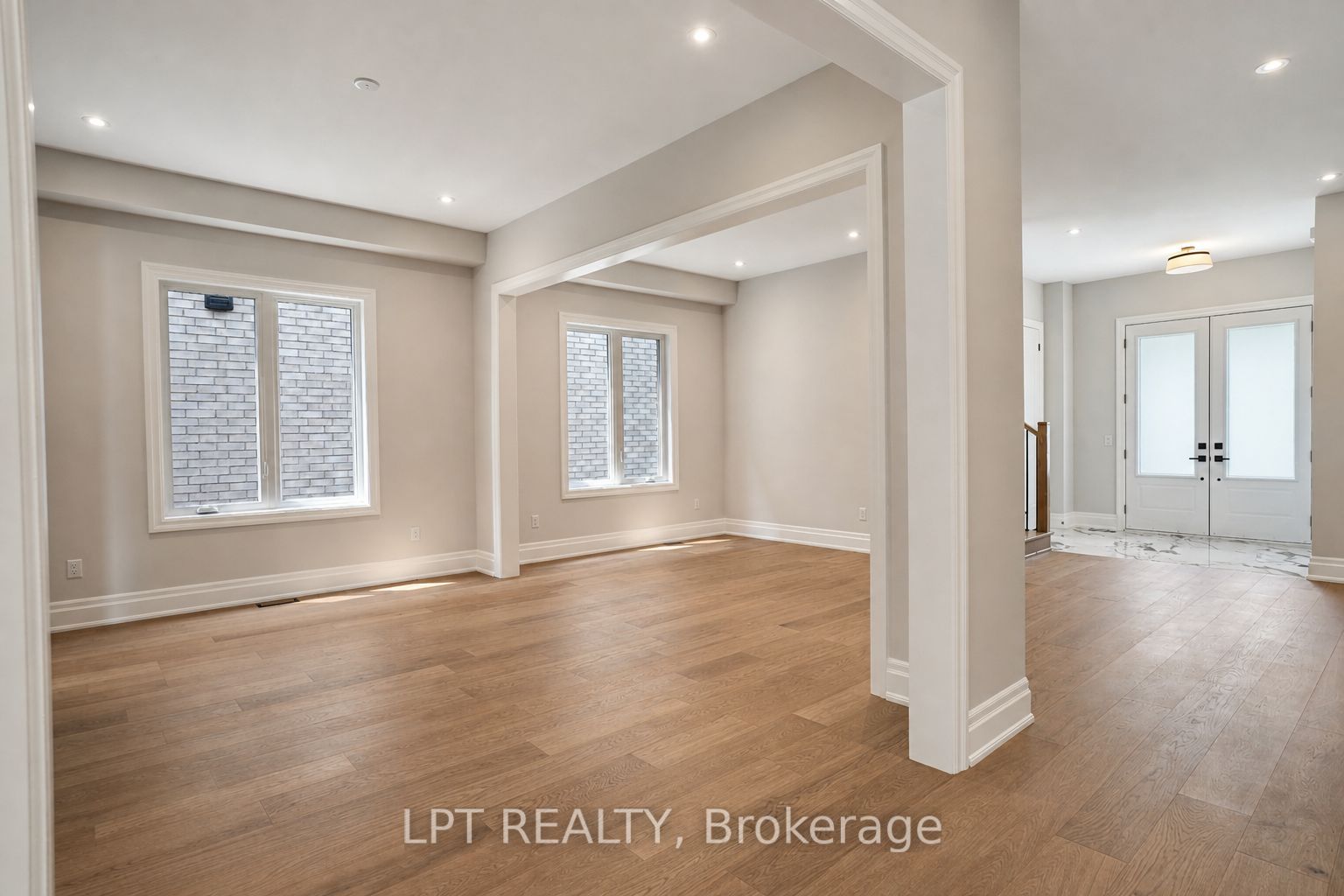 7 Richmond Park Drive Property Photo 19