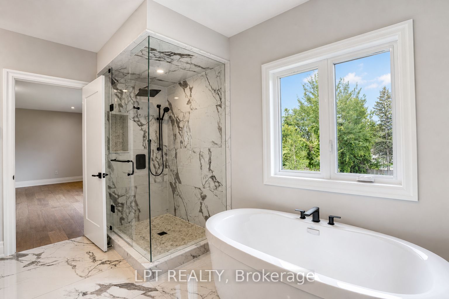 7 Richmond Park Drive Property Photo 27