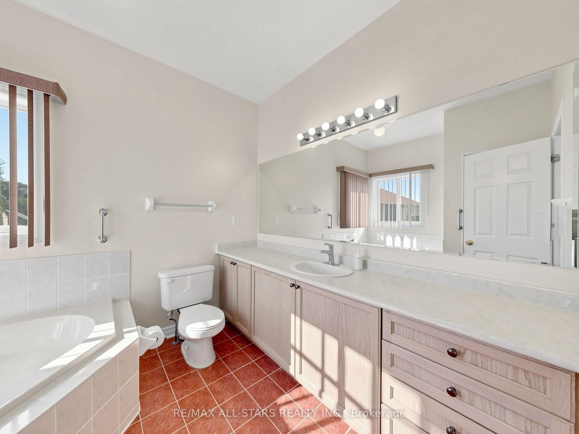 1178 Mitchell Court Property Photo 19