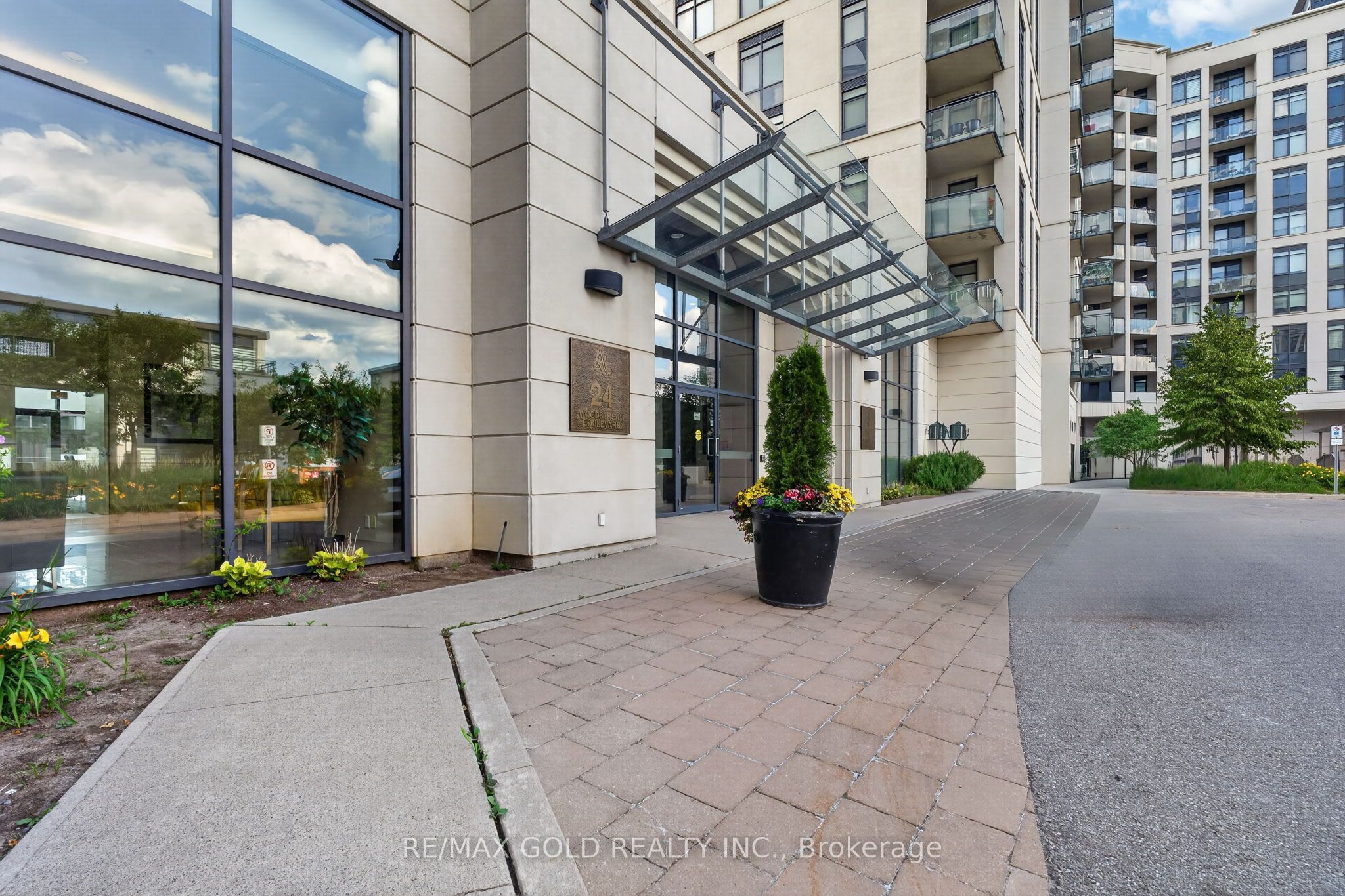 24 Woodstream Boulevard 909 Property Photo 45