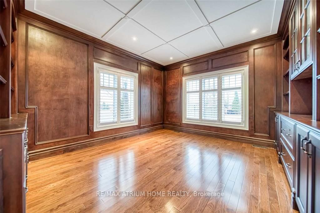 18 Soleil Boulevard Property Photo 19