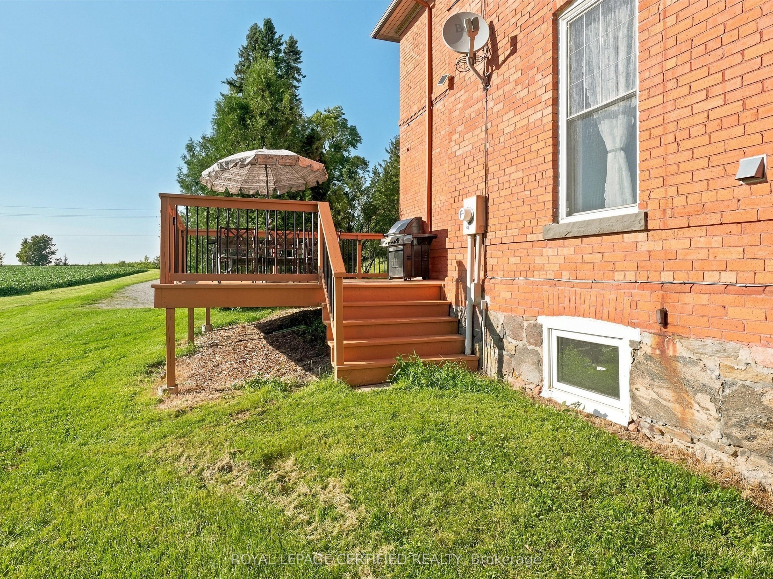 4621 5th Line Property Photo 27