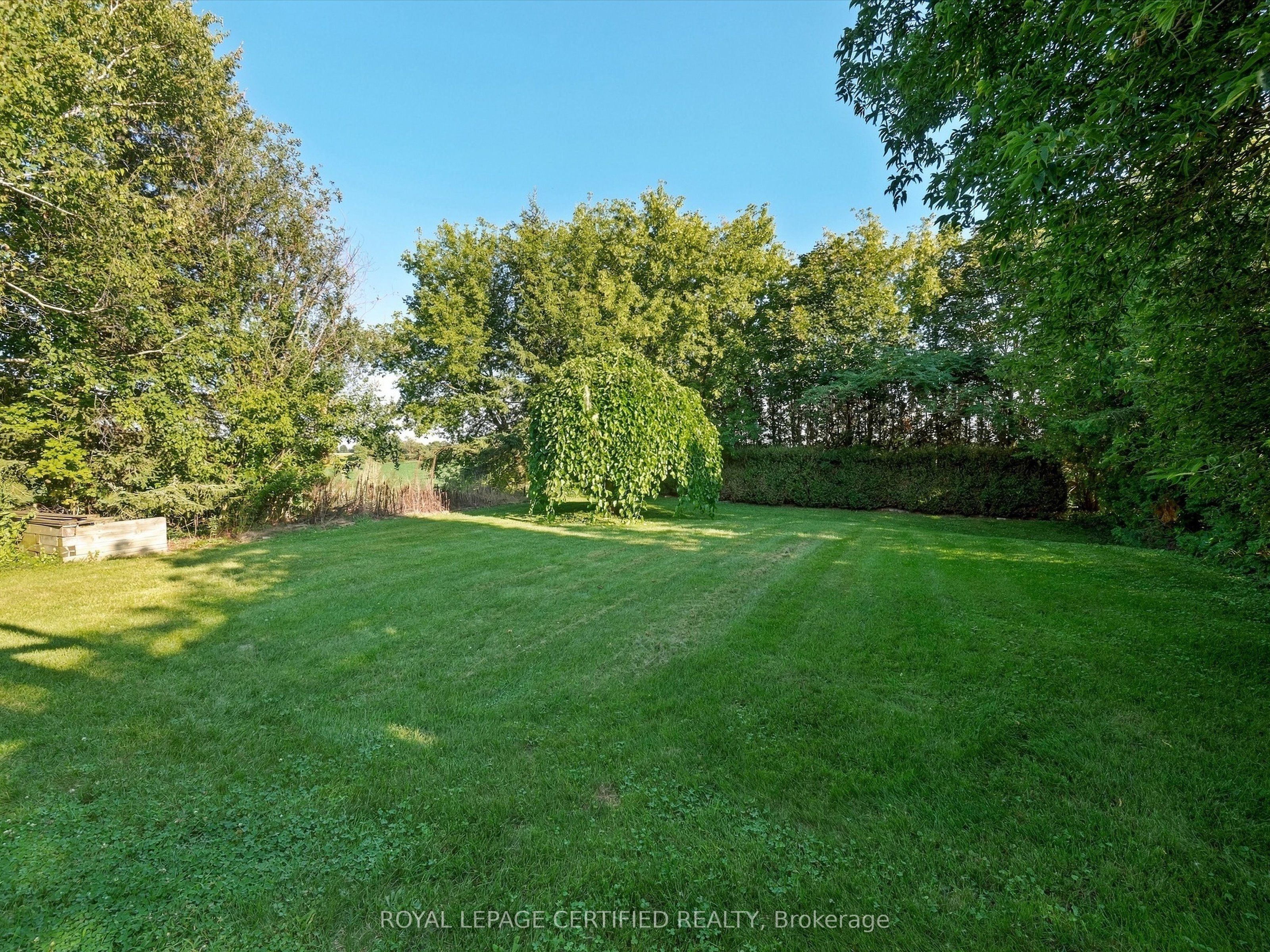 4621 5th Line Property Photo 44