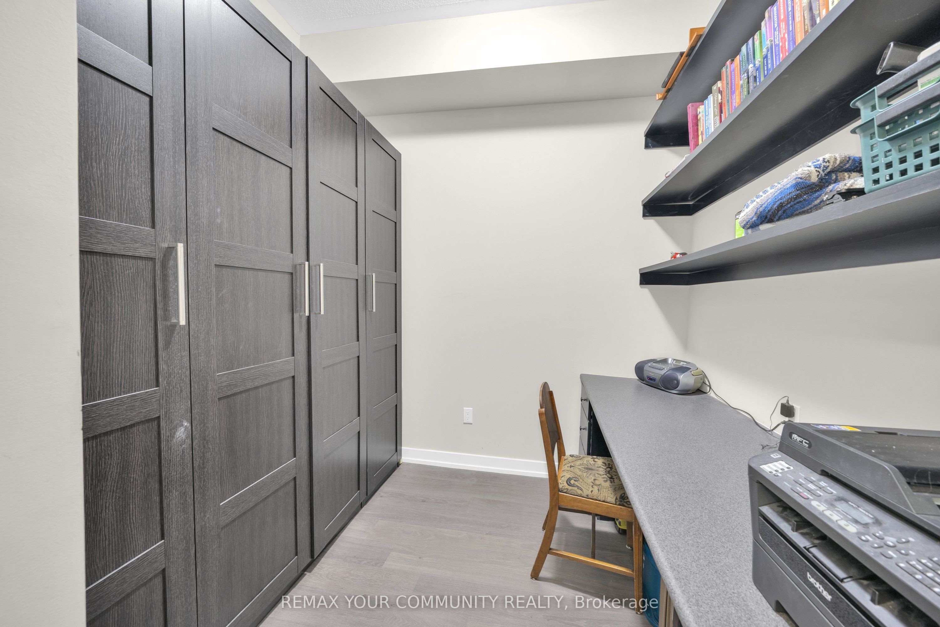 555 William Graham Drive Ph401 Property Photo 5