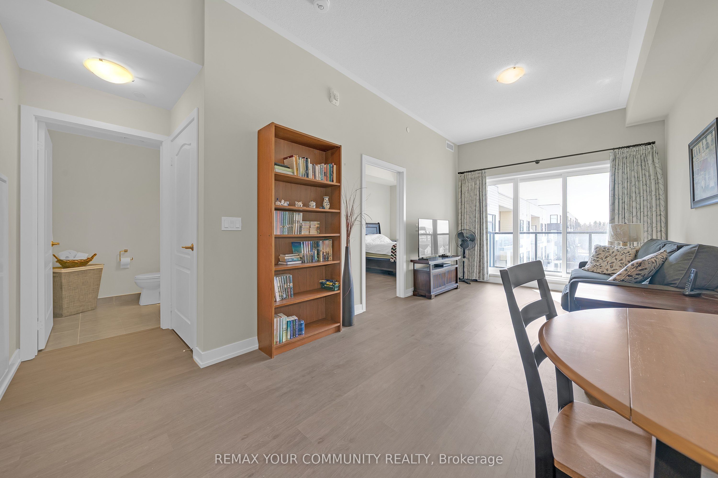 555 William Graham Drive Ph401 Property Photo 8