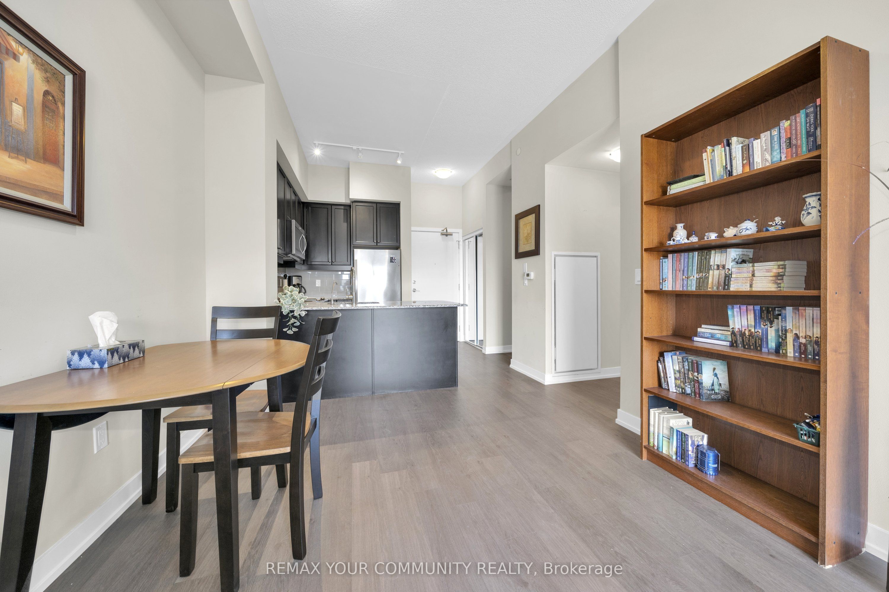 555 William Graham Drive Ph401 Property Photo 9