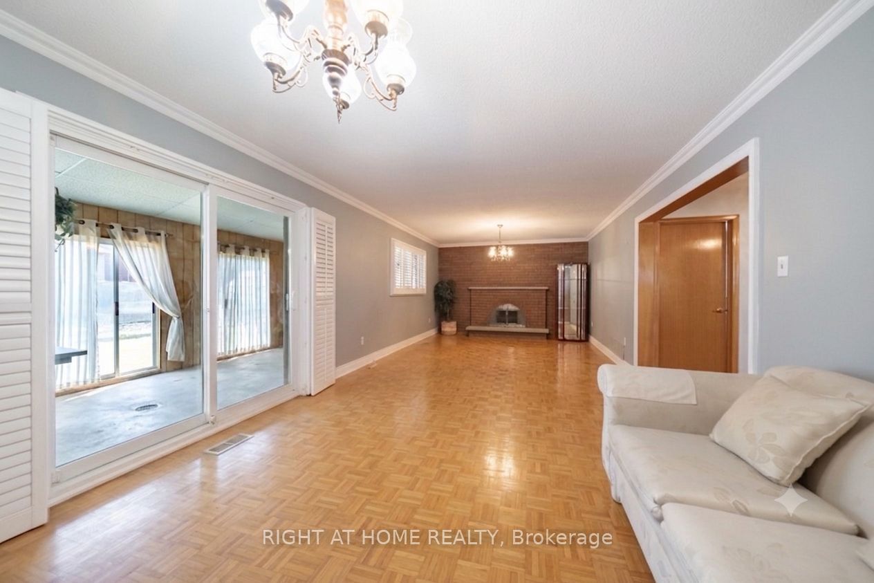 11 Timber Lane Property Photo 9