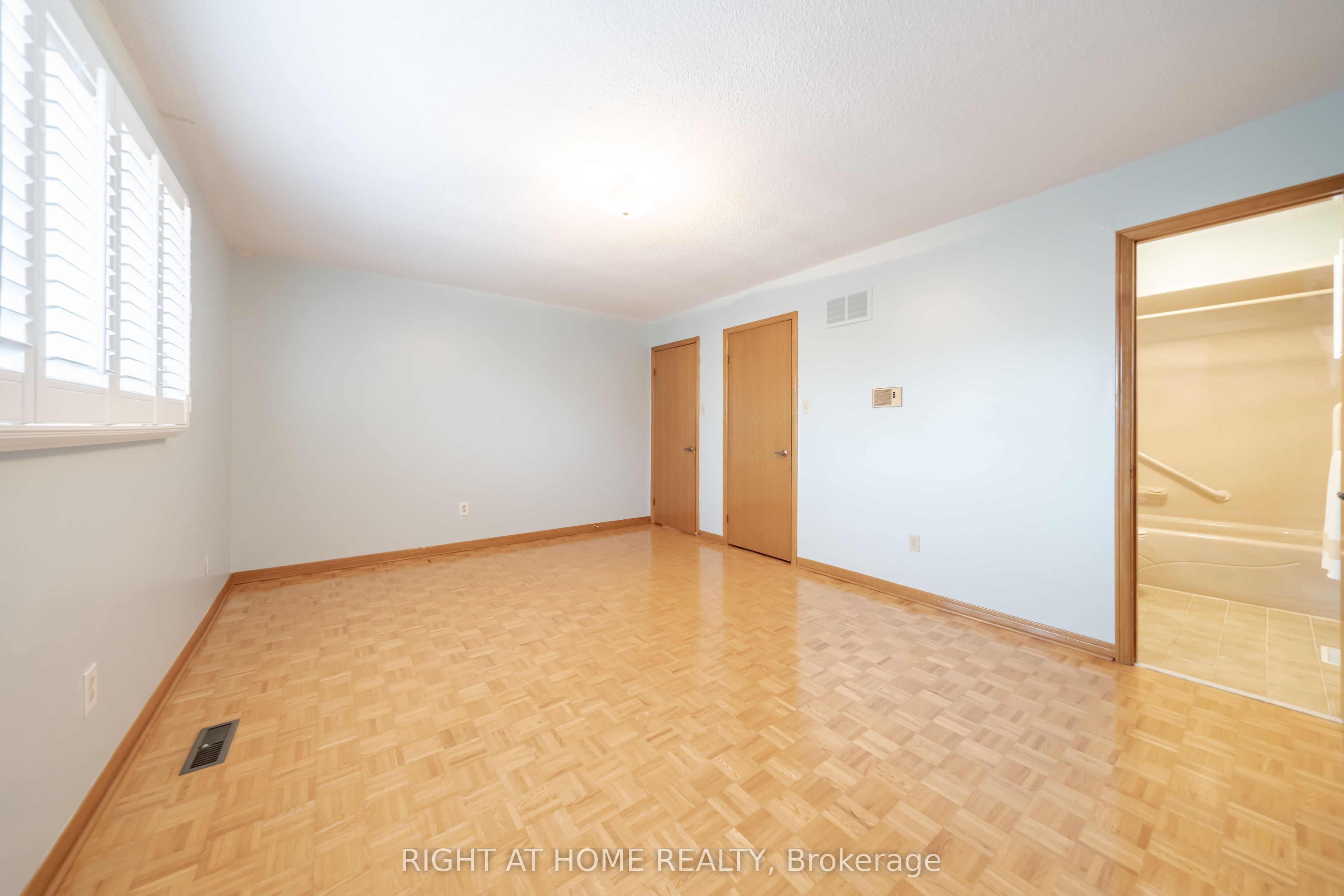 11 Timber Lane Property Photo 17