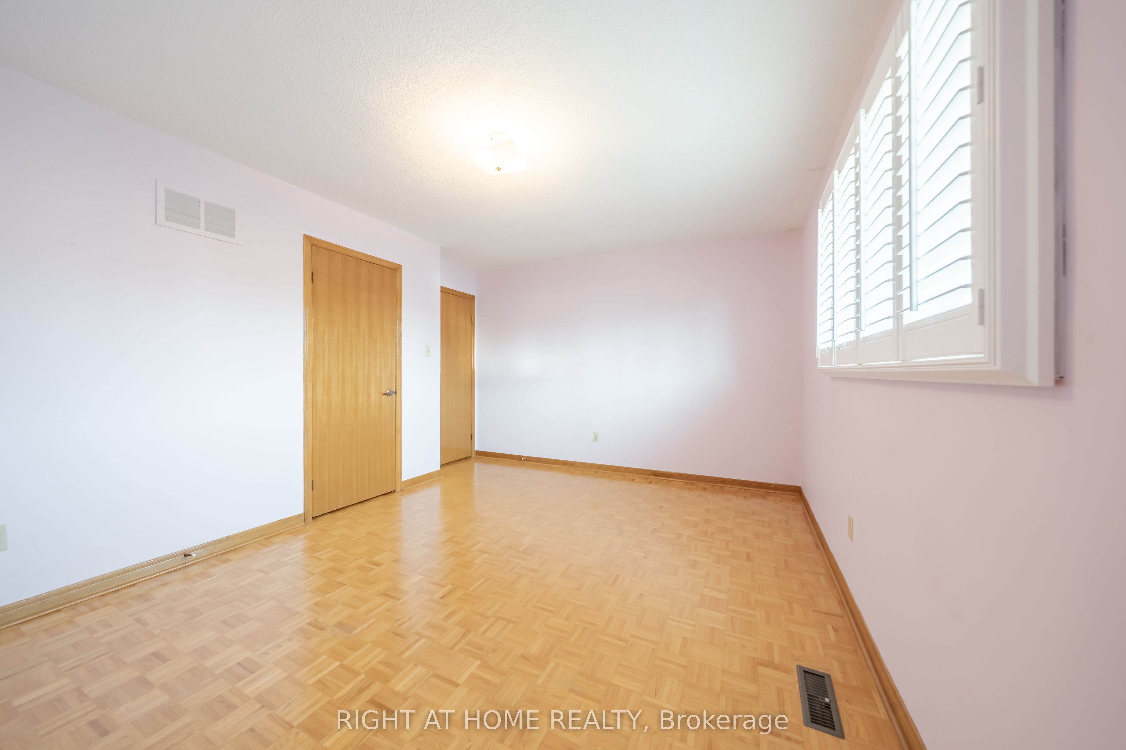 11 Timber Lane Property Photo 21