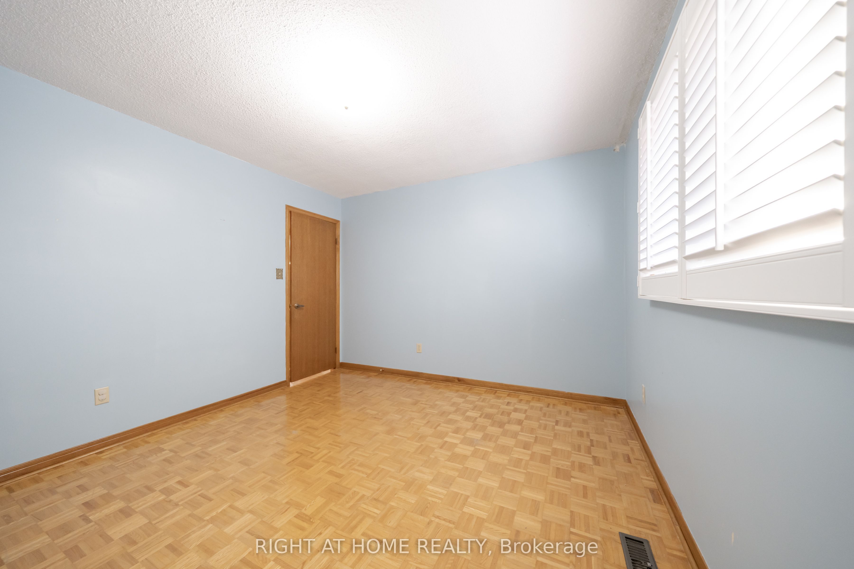 11 Timber Lane Property Photo 23