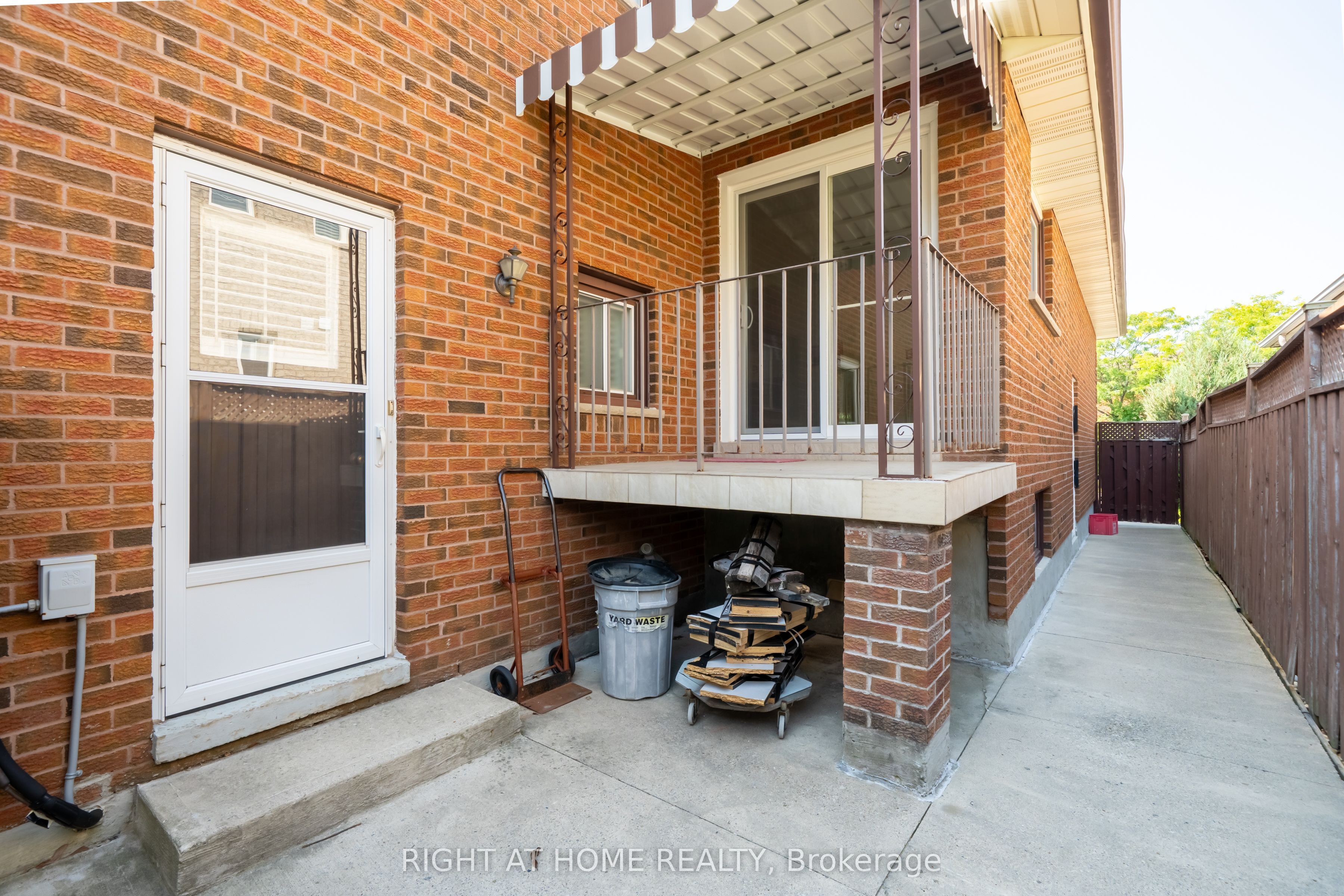 11 Timber Lane Property Photo 46