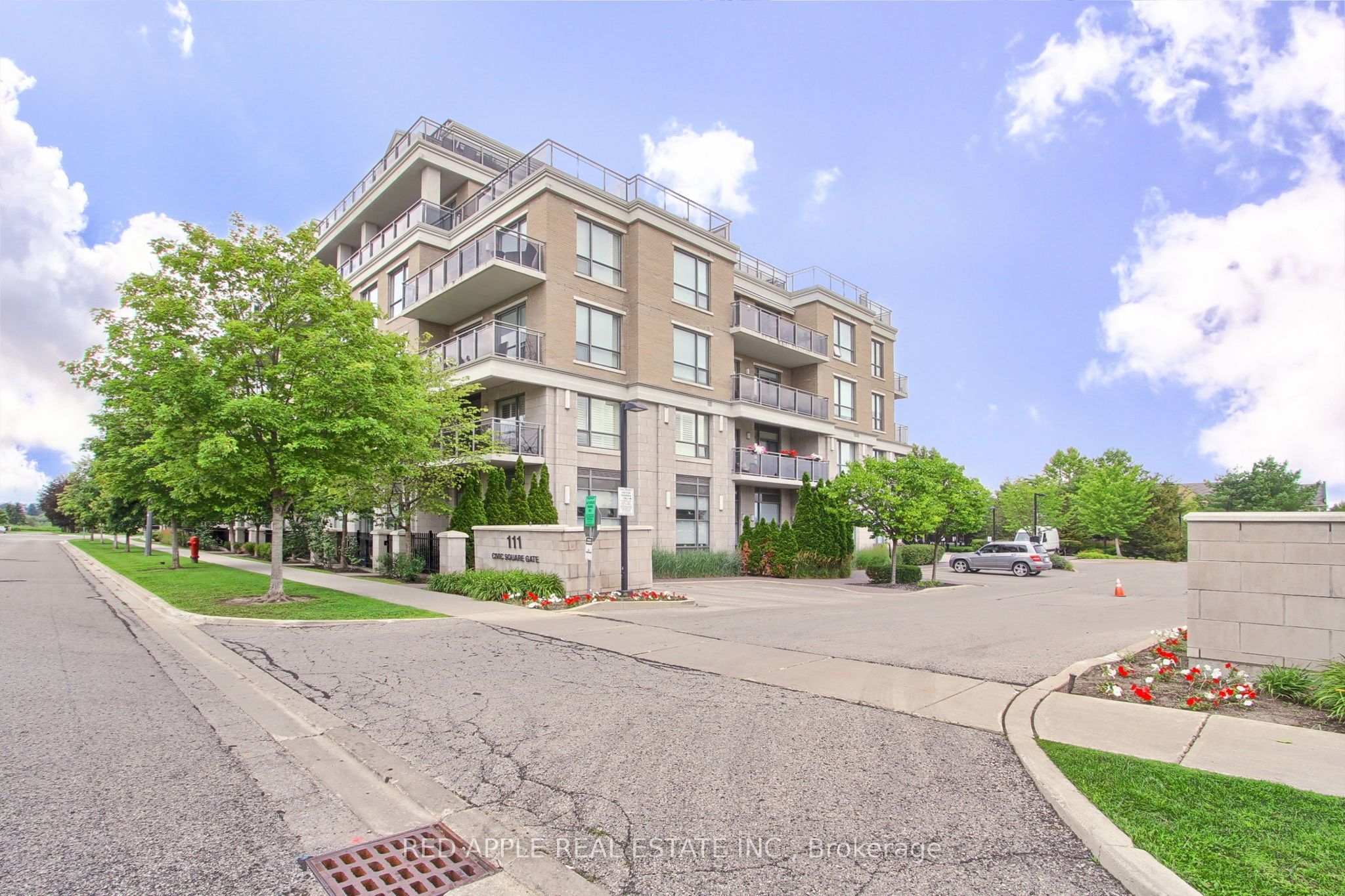 111 Civic Square Gate 519 Property Photo 37