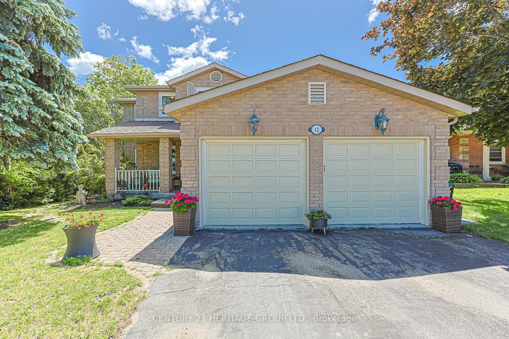 12 Gres Court Property Photo 1