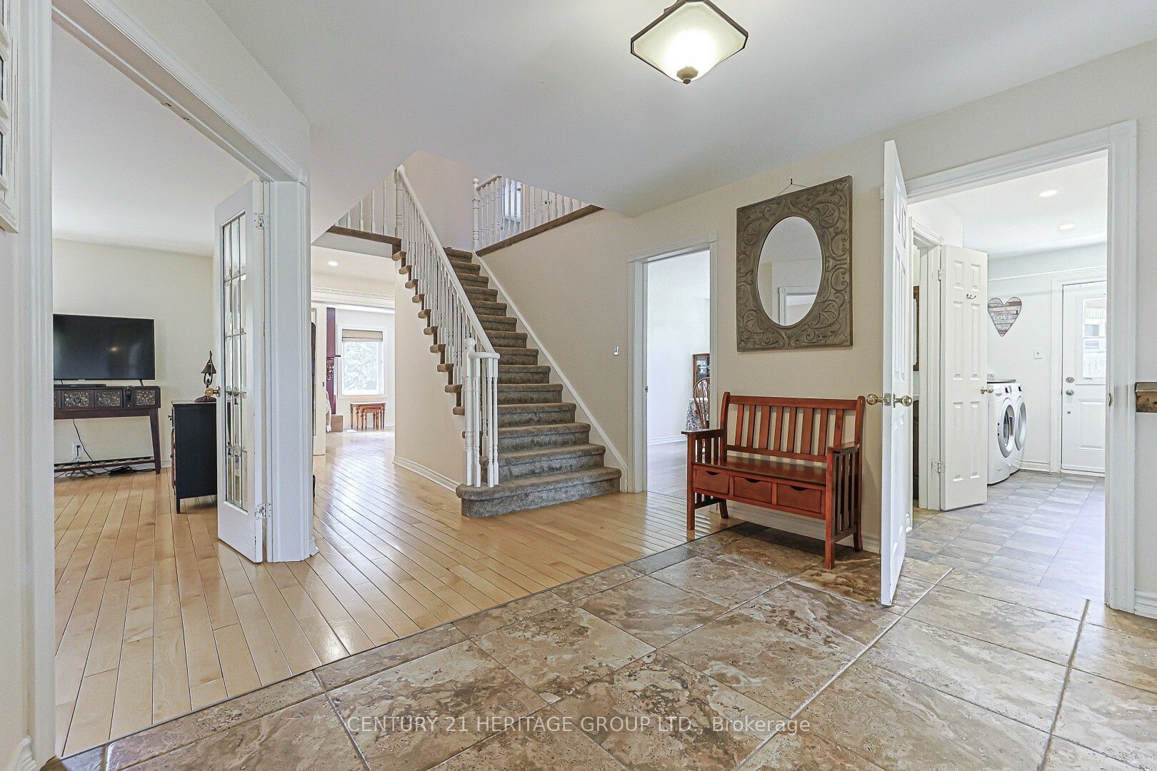12 Gres Court Property Photo 7