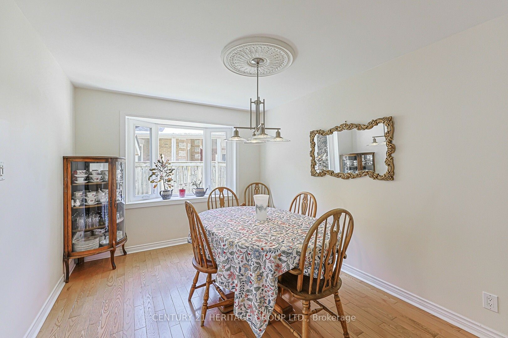 12 Gres Court Property Photo 9