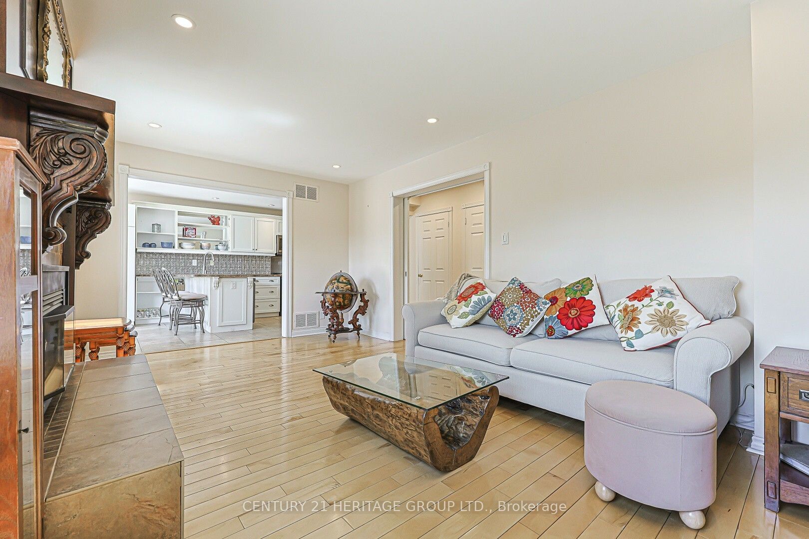 12 Gres Court Property Photo 11