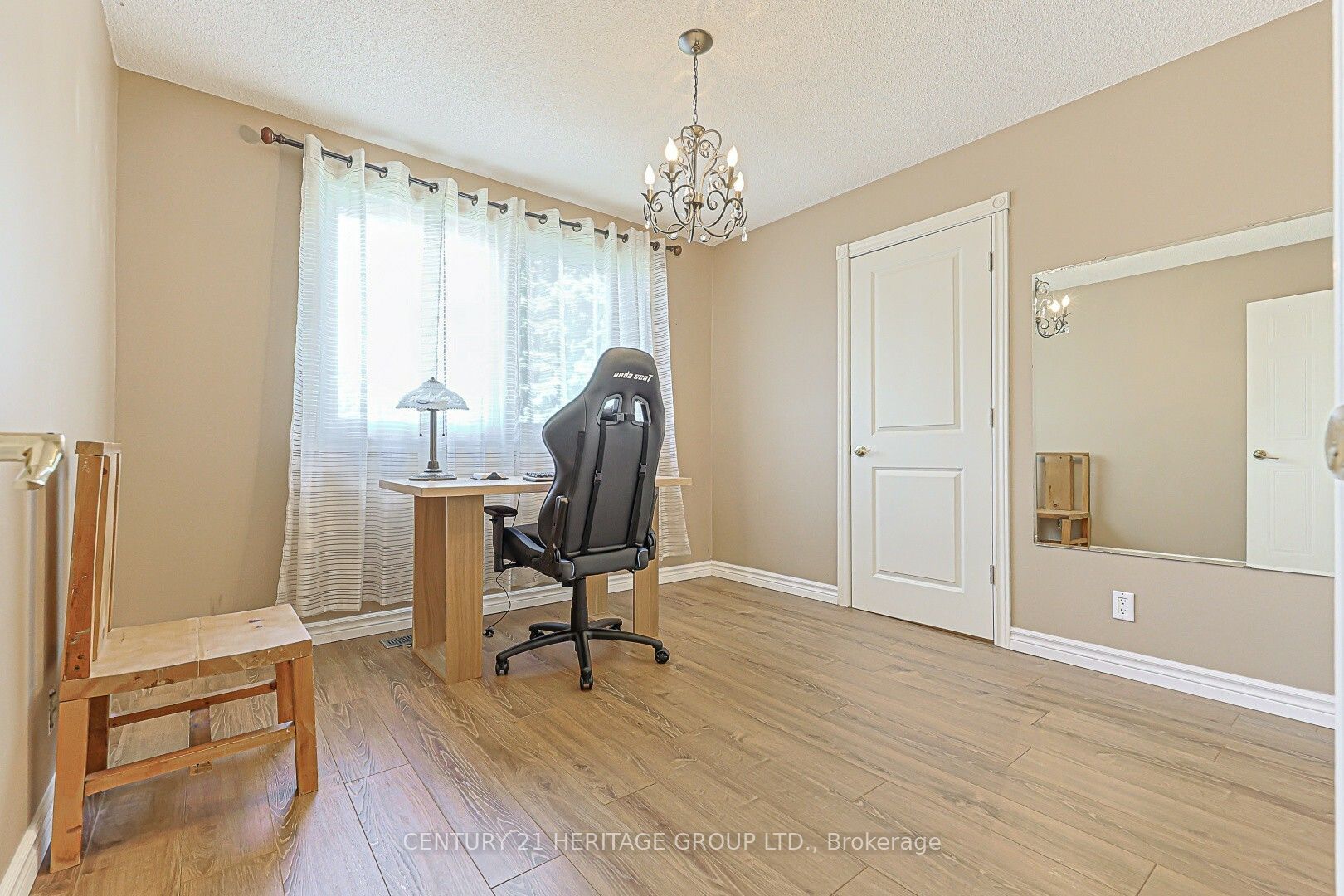 12 Gres Court Property Photo 22