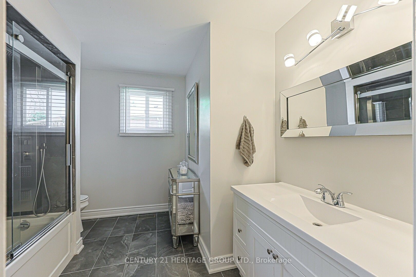 12 Gres Court Property Photo 25
