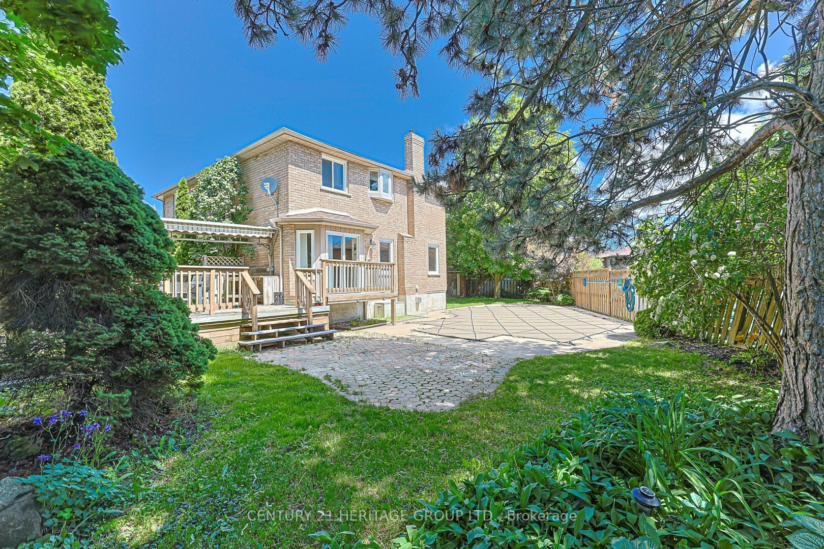 12 Gres Court Property Photo 35