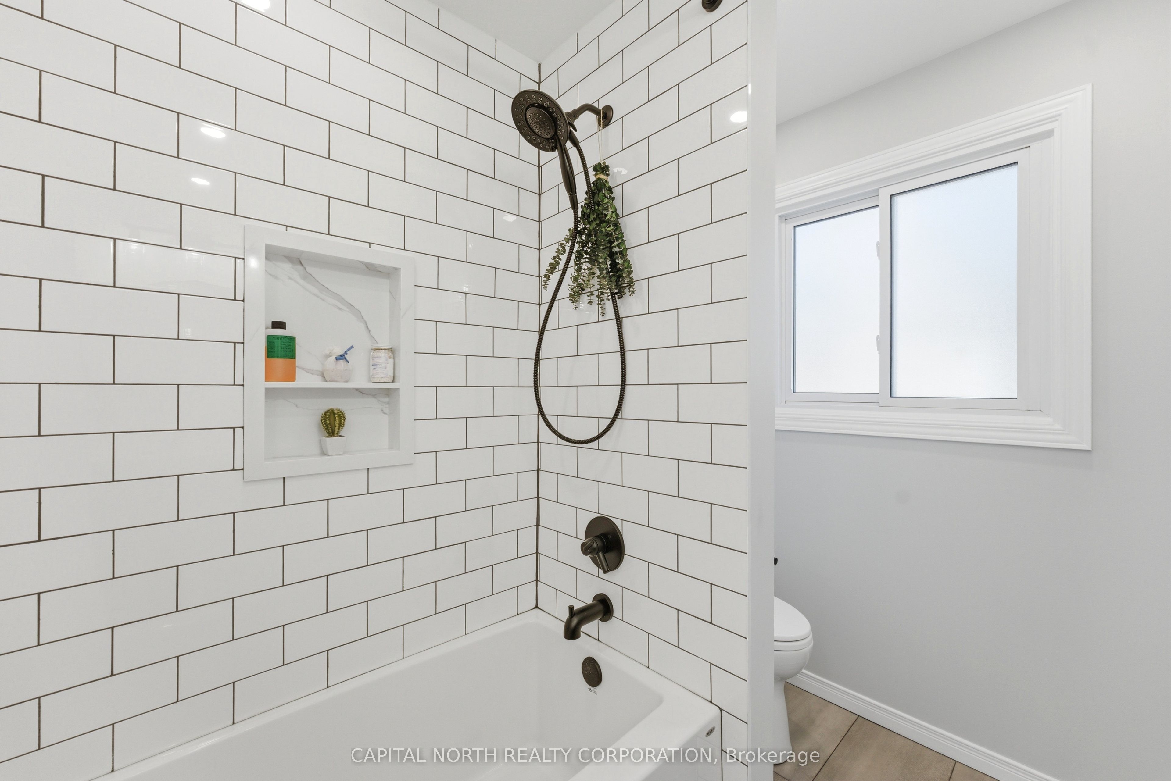 39 Waterhouse Way Property Photo 32