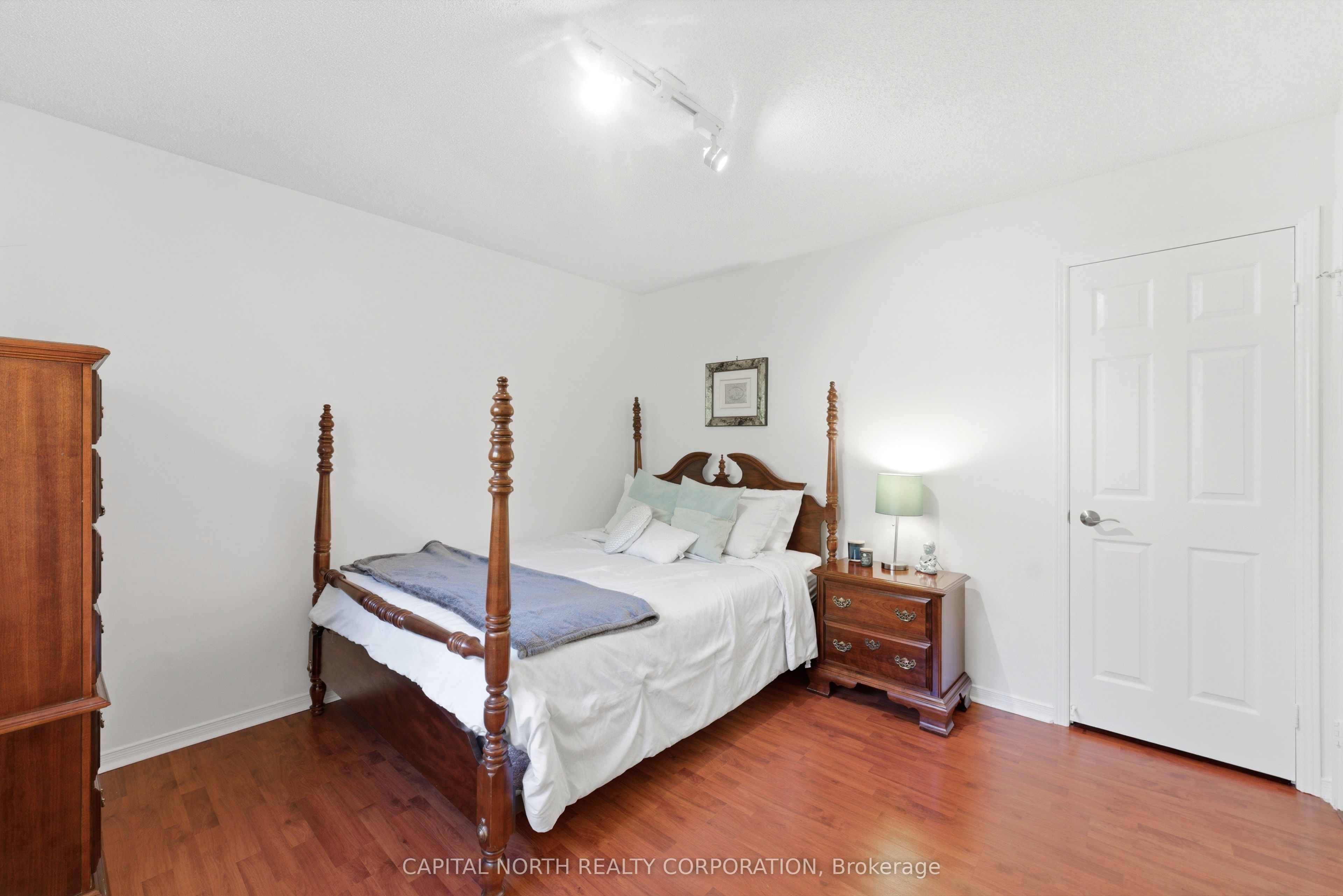 39 Waterhouse Way Property Photo 33