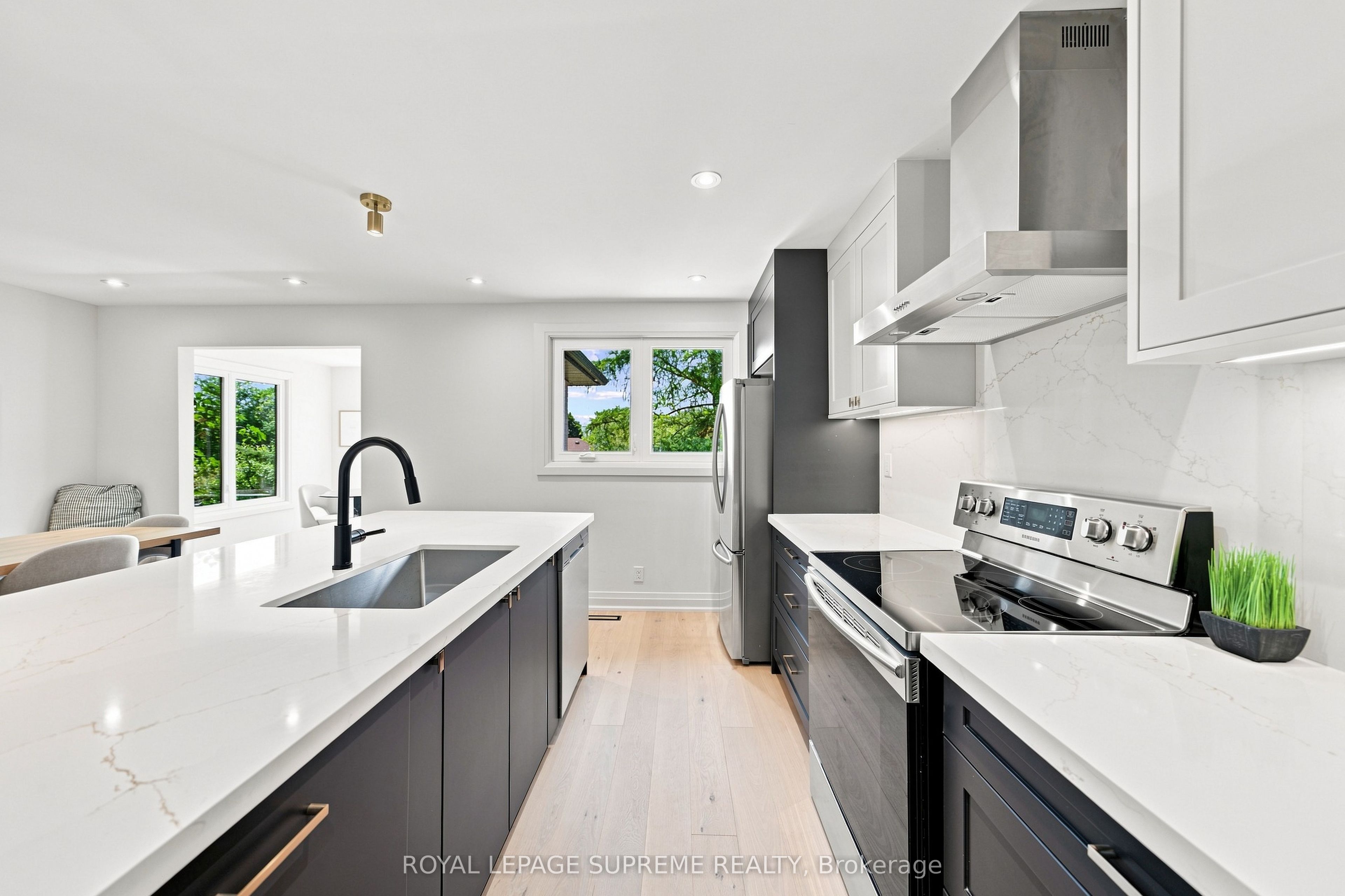 26 Crown Crescent Property Photo 8