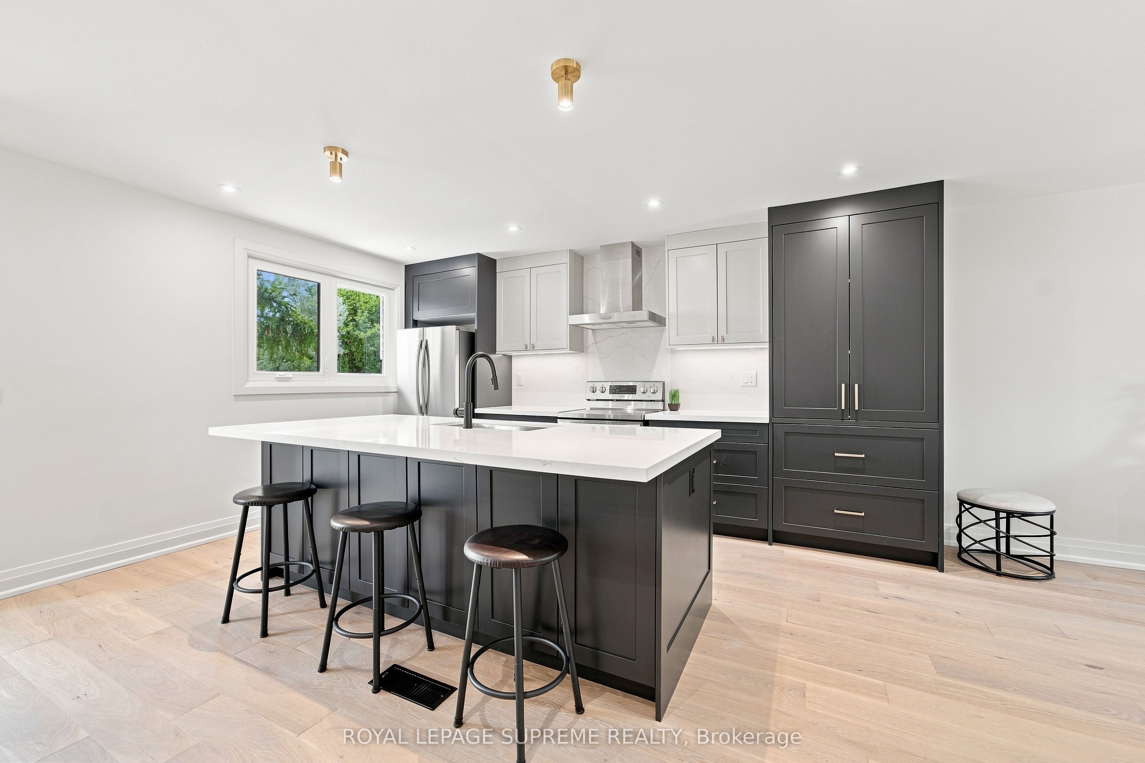 26 Crown Crescent Property Photo 13