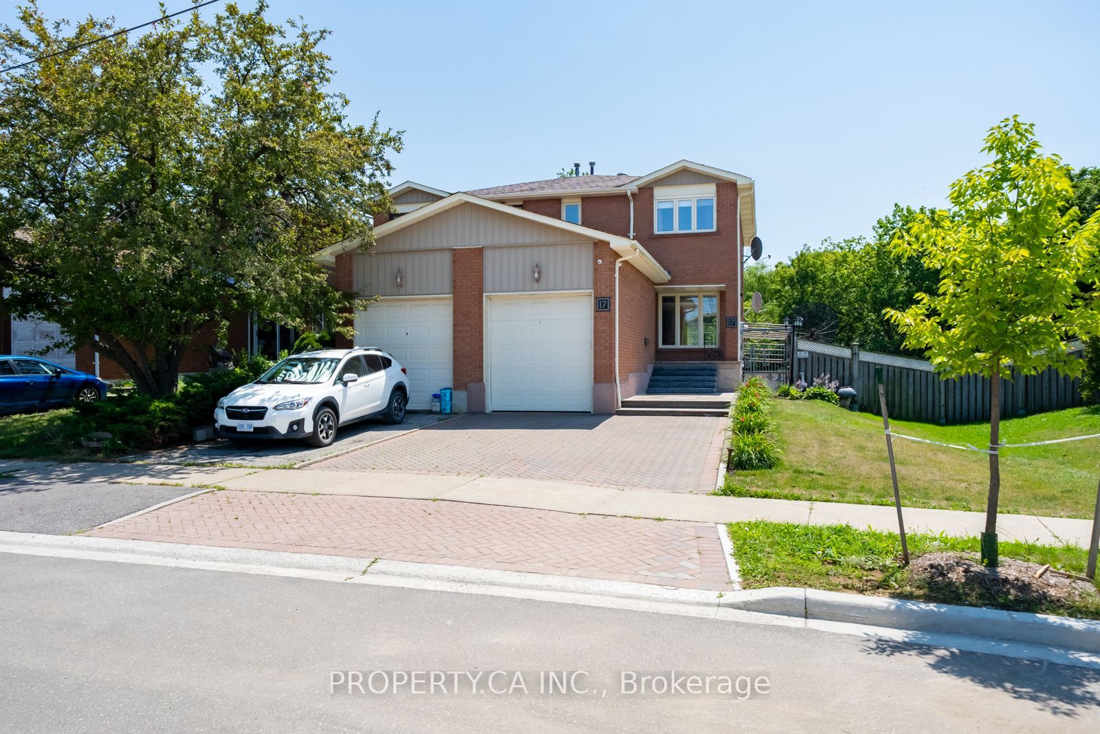 17 Boyne Highlands Court Property Photo 1