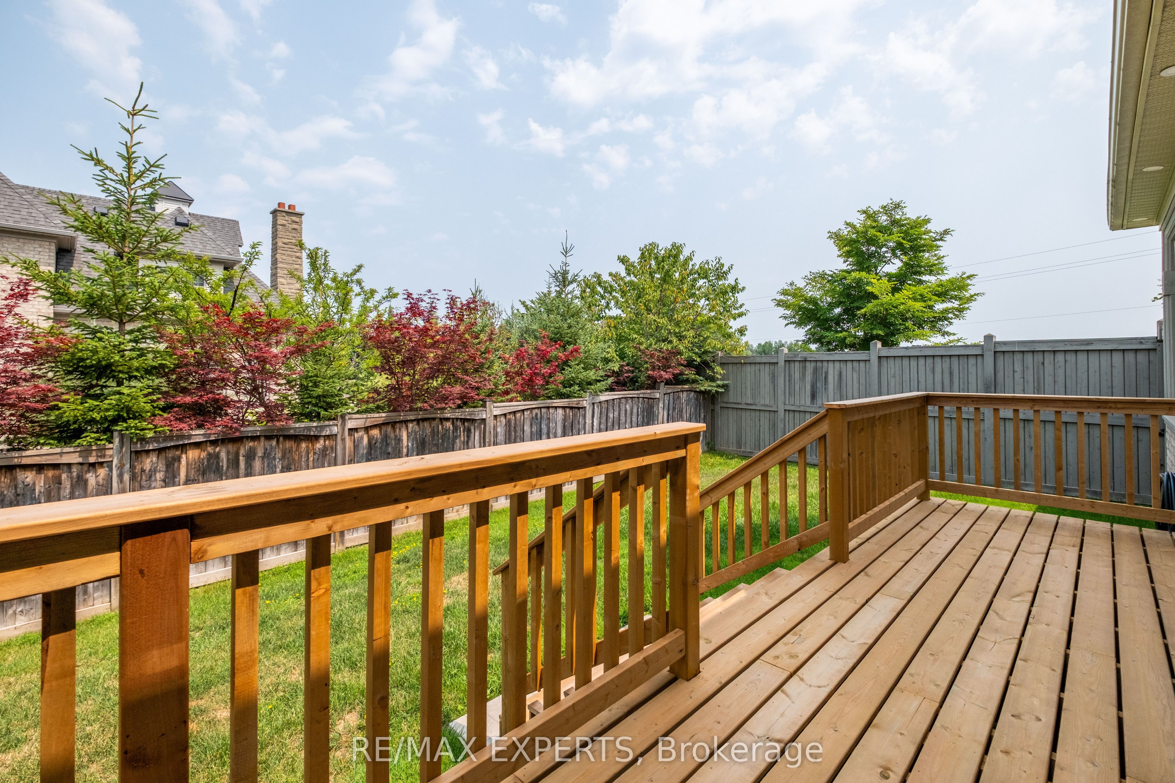 12 Valley Point Crescent Property Photo 48