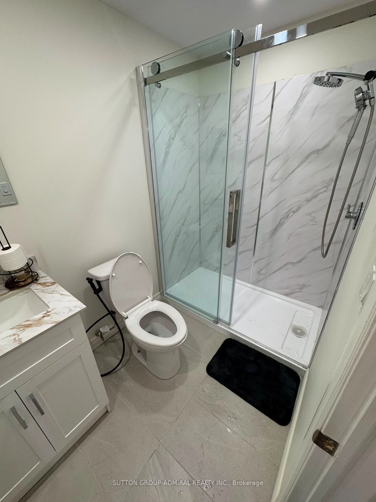 39 Crown Crescent (basement) Property Photo 14