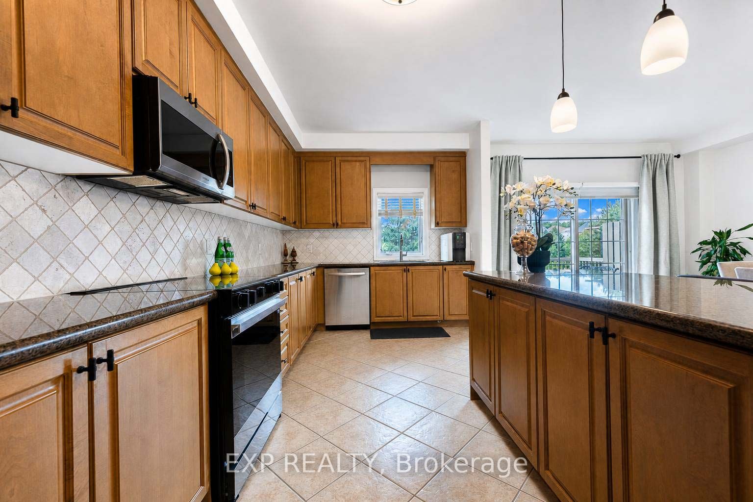 8900 Bathurst Street 9 Property Photo 22