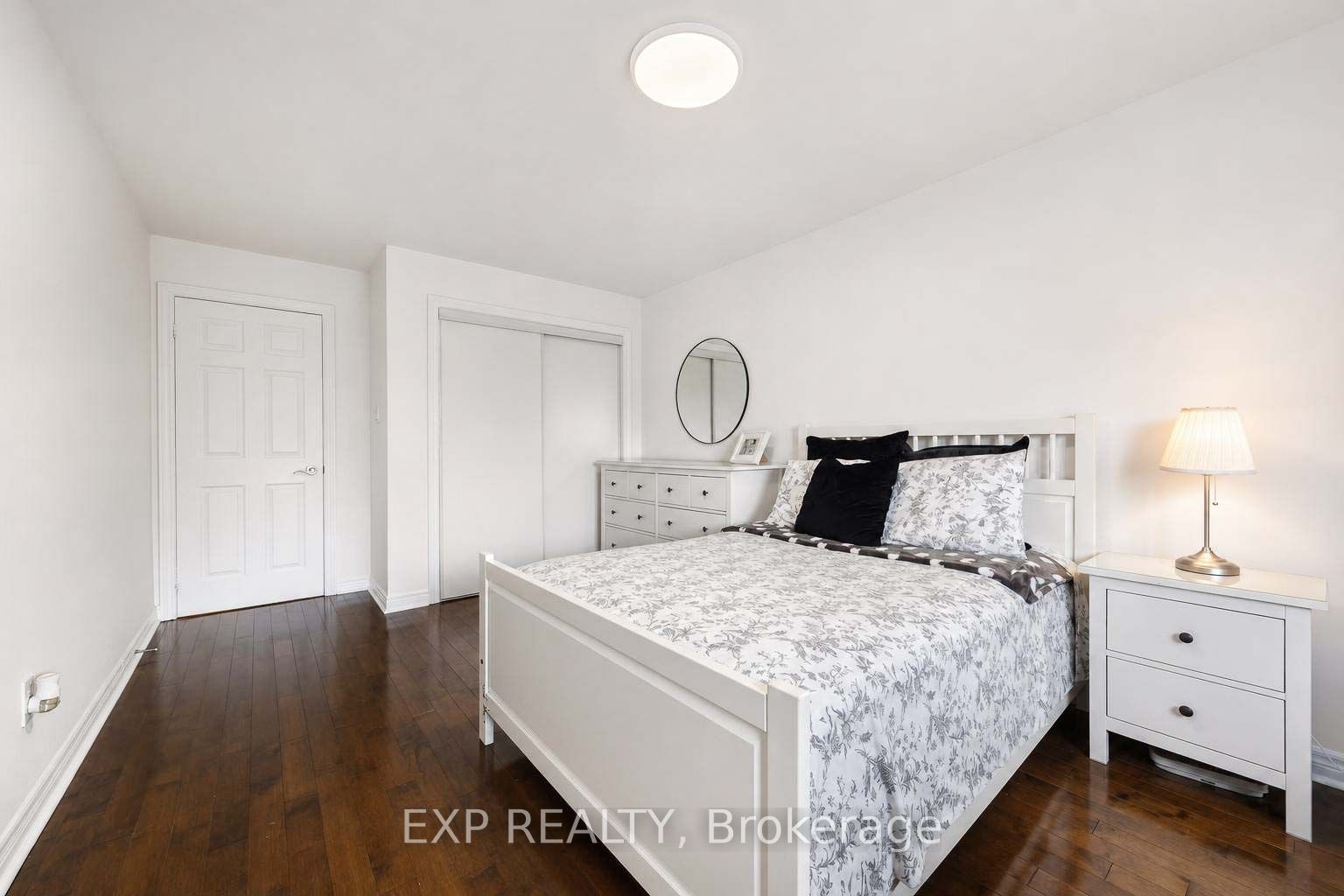 8900 Bathurst Street 9 Property Photo 26