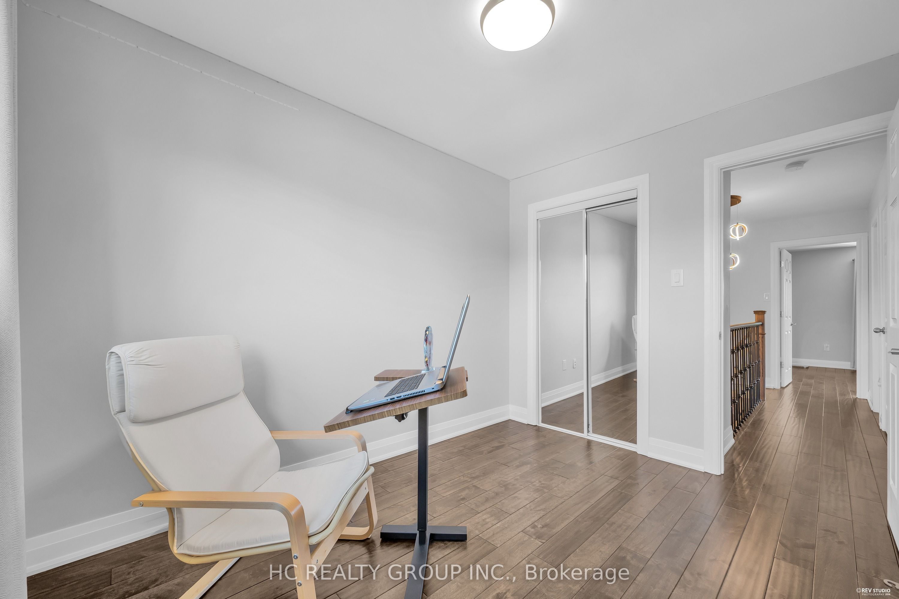 17 Pugsley Avenue Property Photo 25