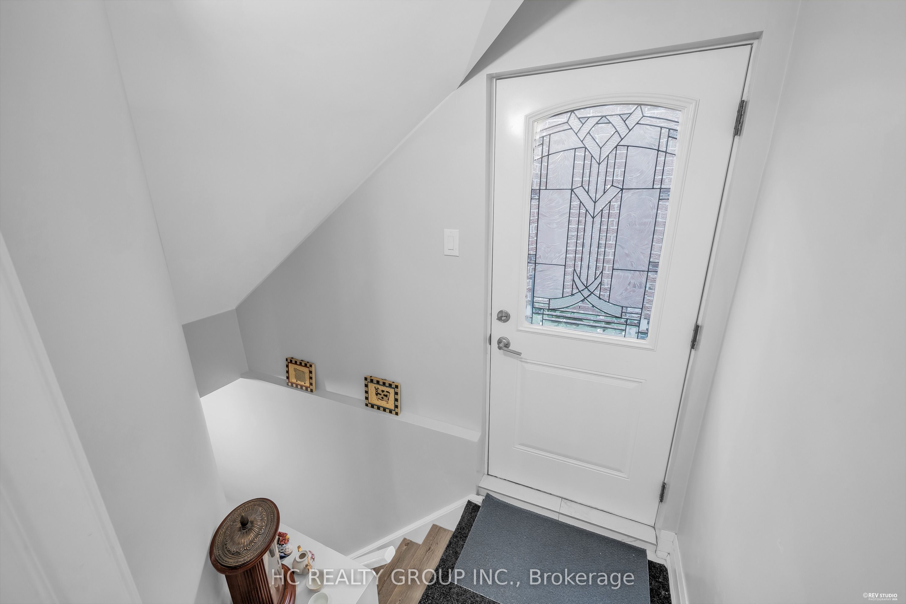 17 Pugsley Avenue Property Photo 33