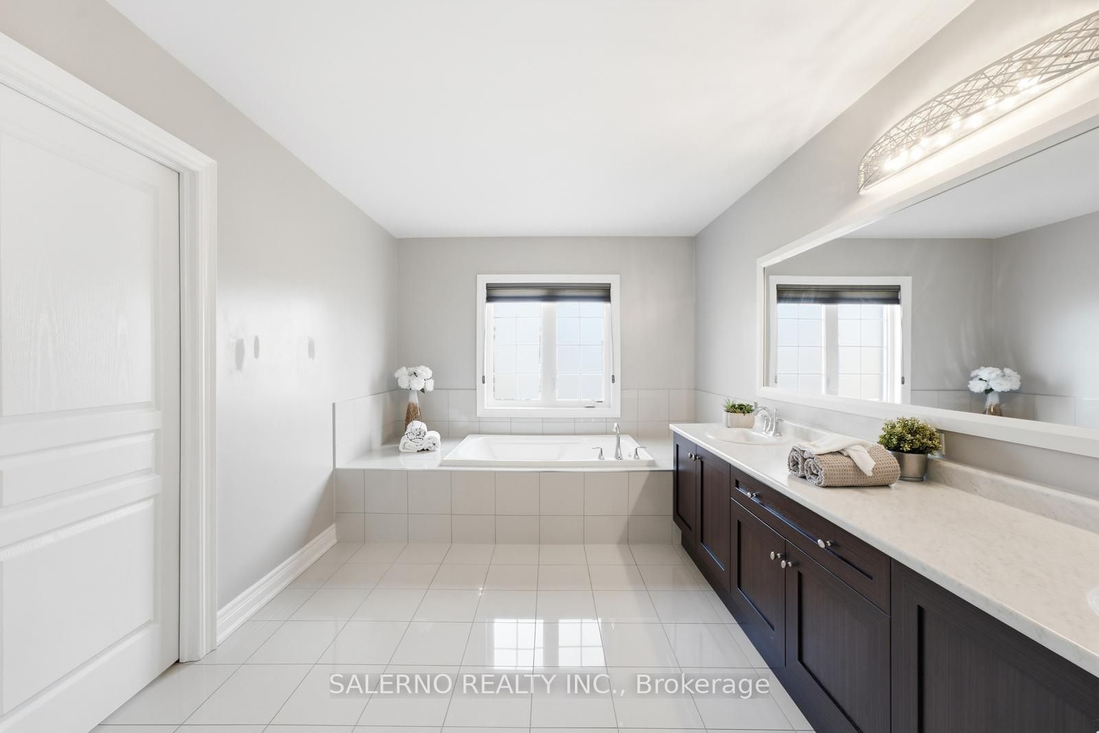 17 Balderson Drive Property Photo 31
