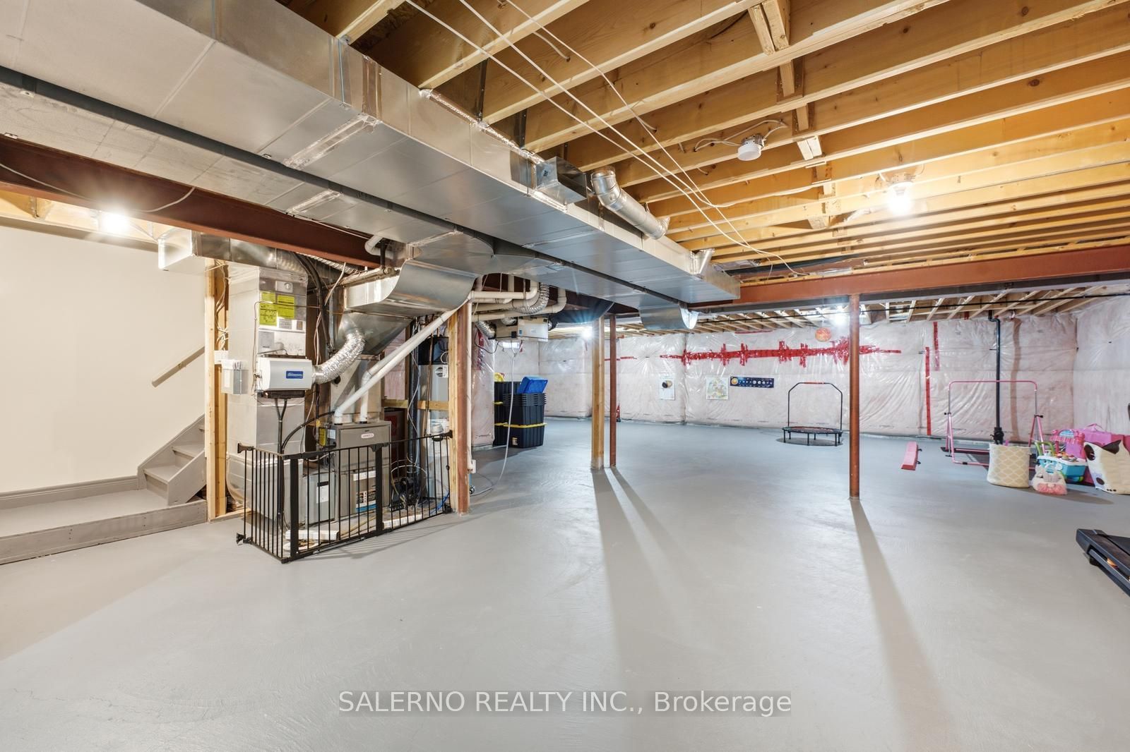 17 Balderson Drive Property Photo 40