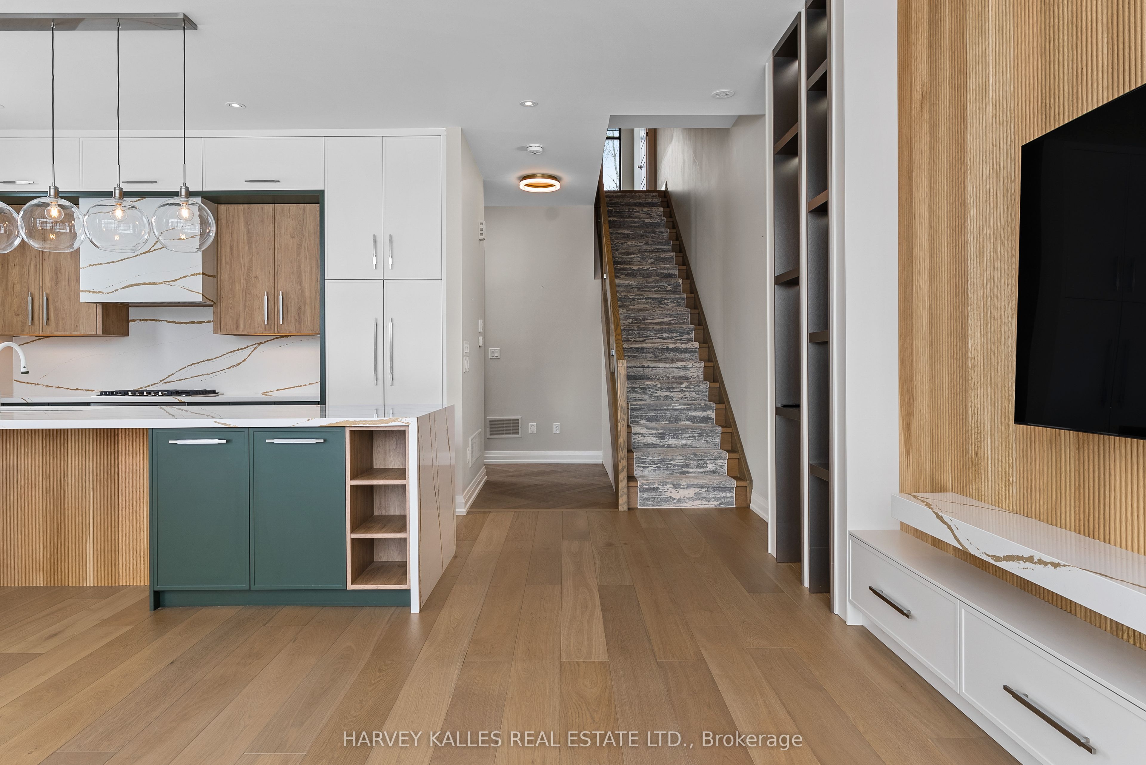 3711 Riva Avenue Property Photo 16