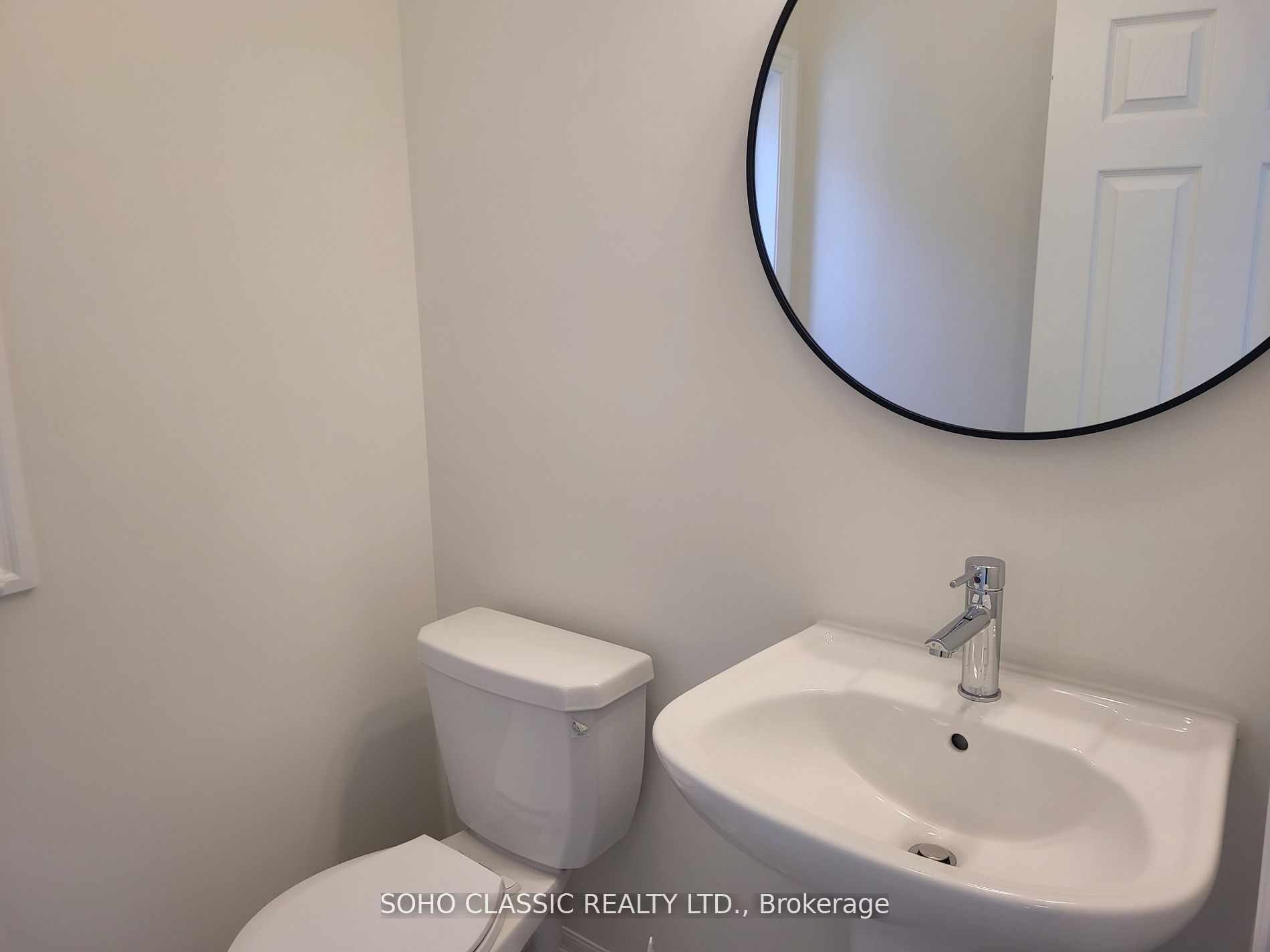 19 Connell Drive Property Photo 13