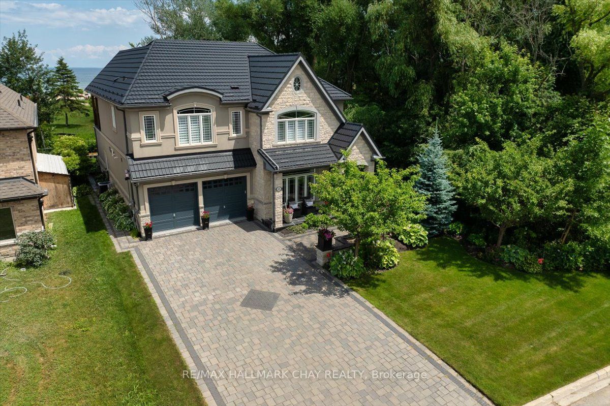 665 Park Road Property Photo 2
