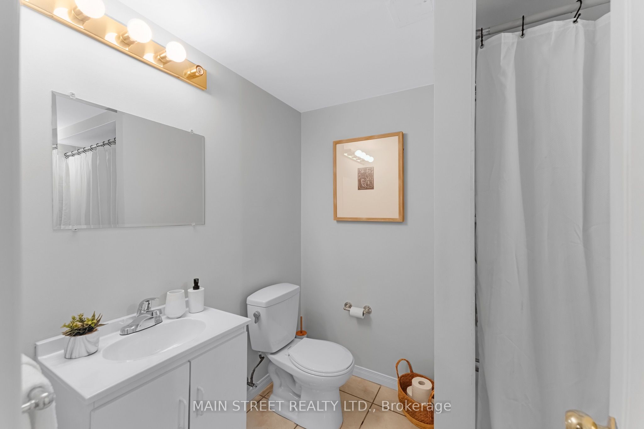 478 Heddle Crescent Property Photo 29