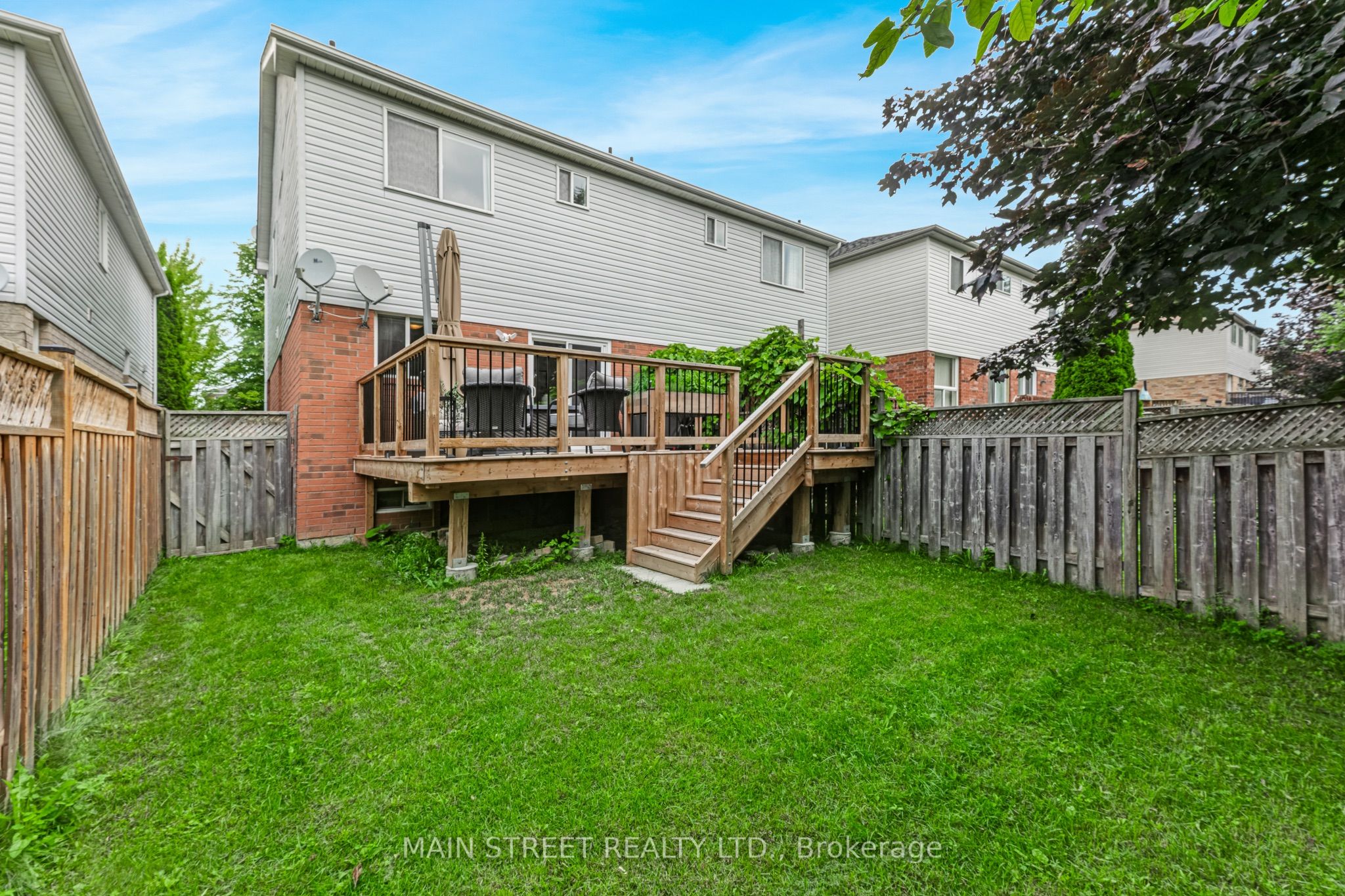478 Heddle Crescent Property Photo 34